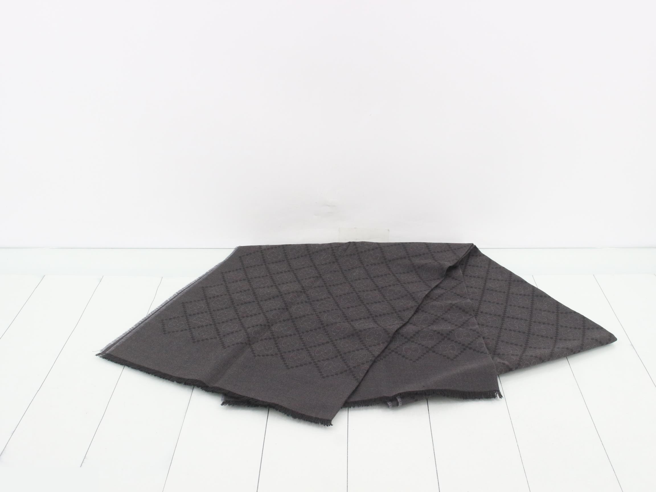 Interlocking Shawl/Stole, Silk/Wool — view 2