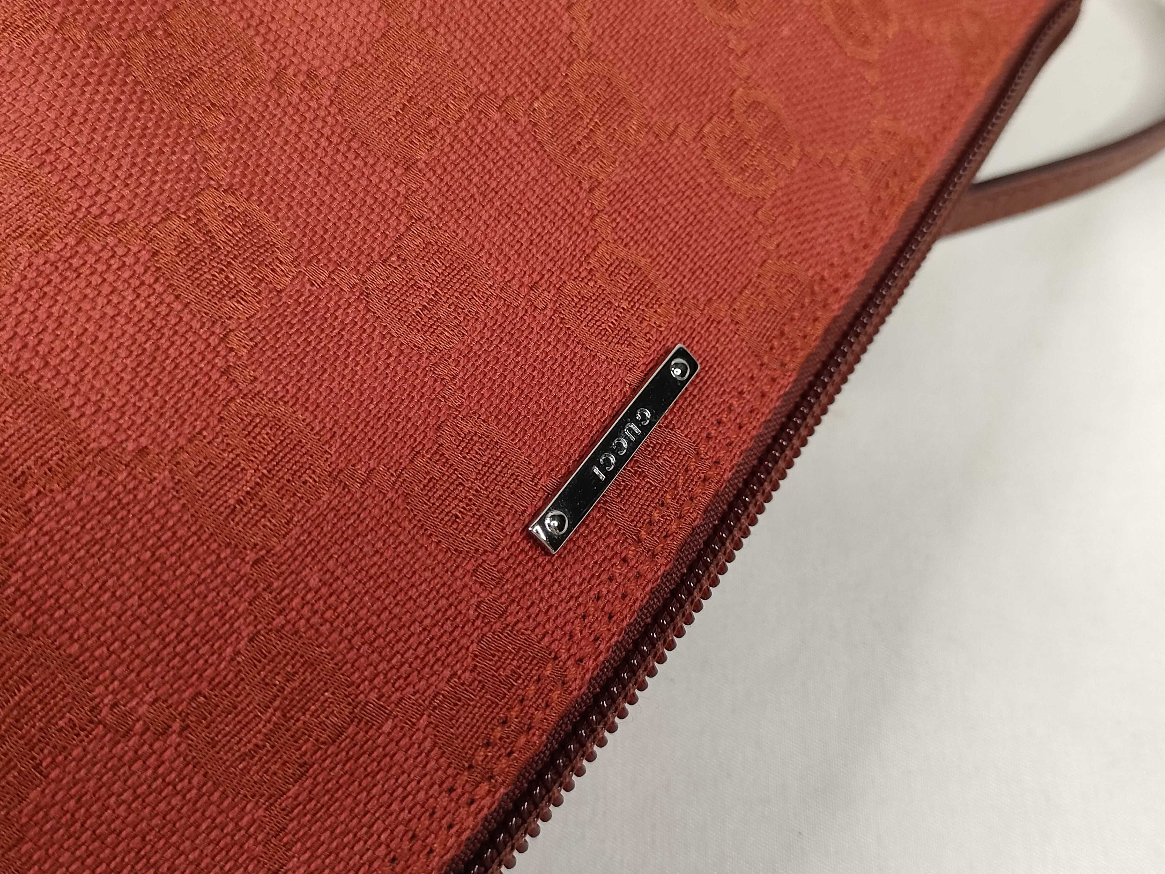 GG Canvas Pouch Handbag — view 13
