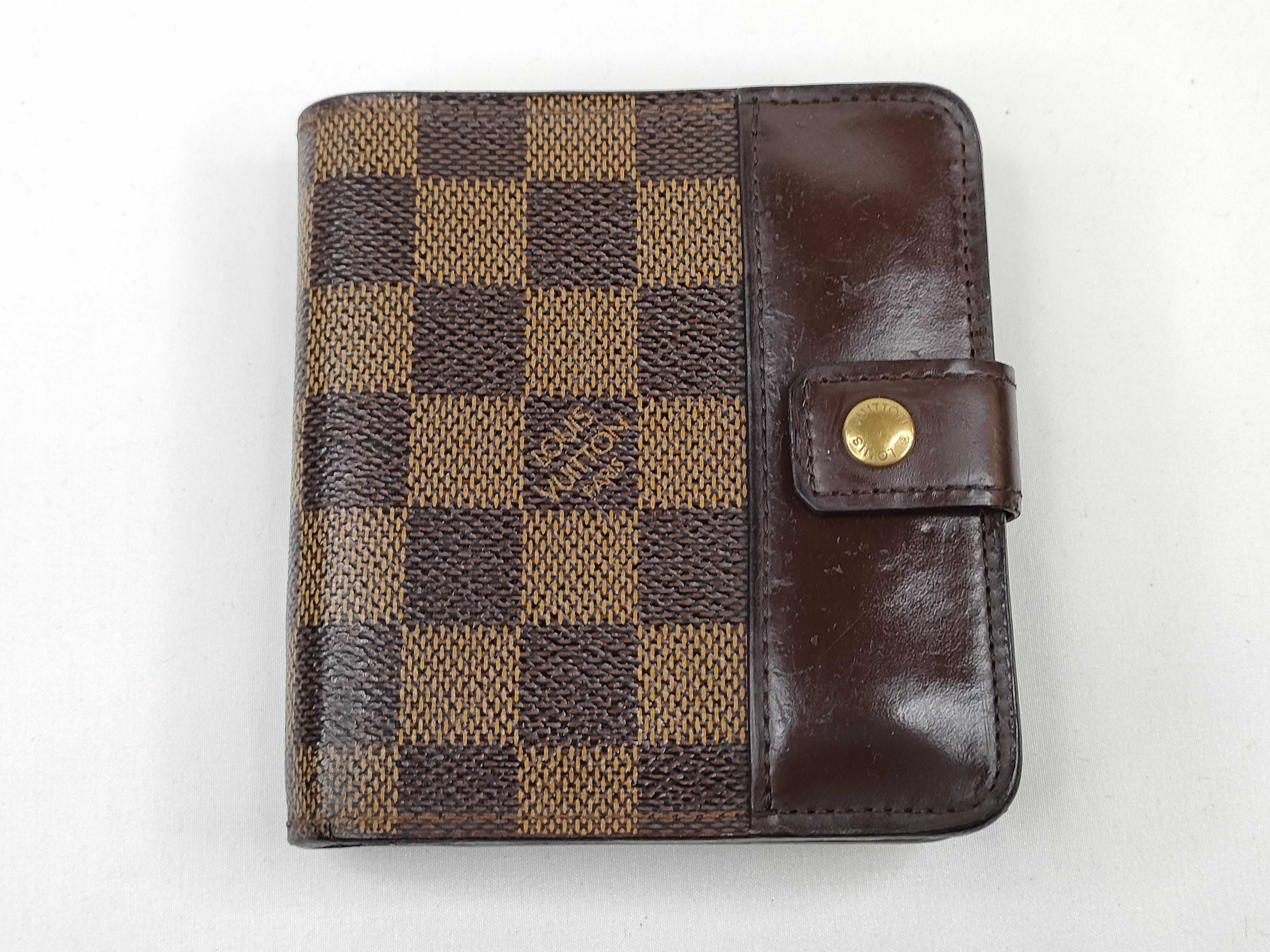 Damier LV Damier Compact Zip Wallet