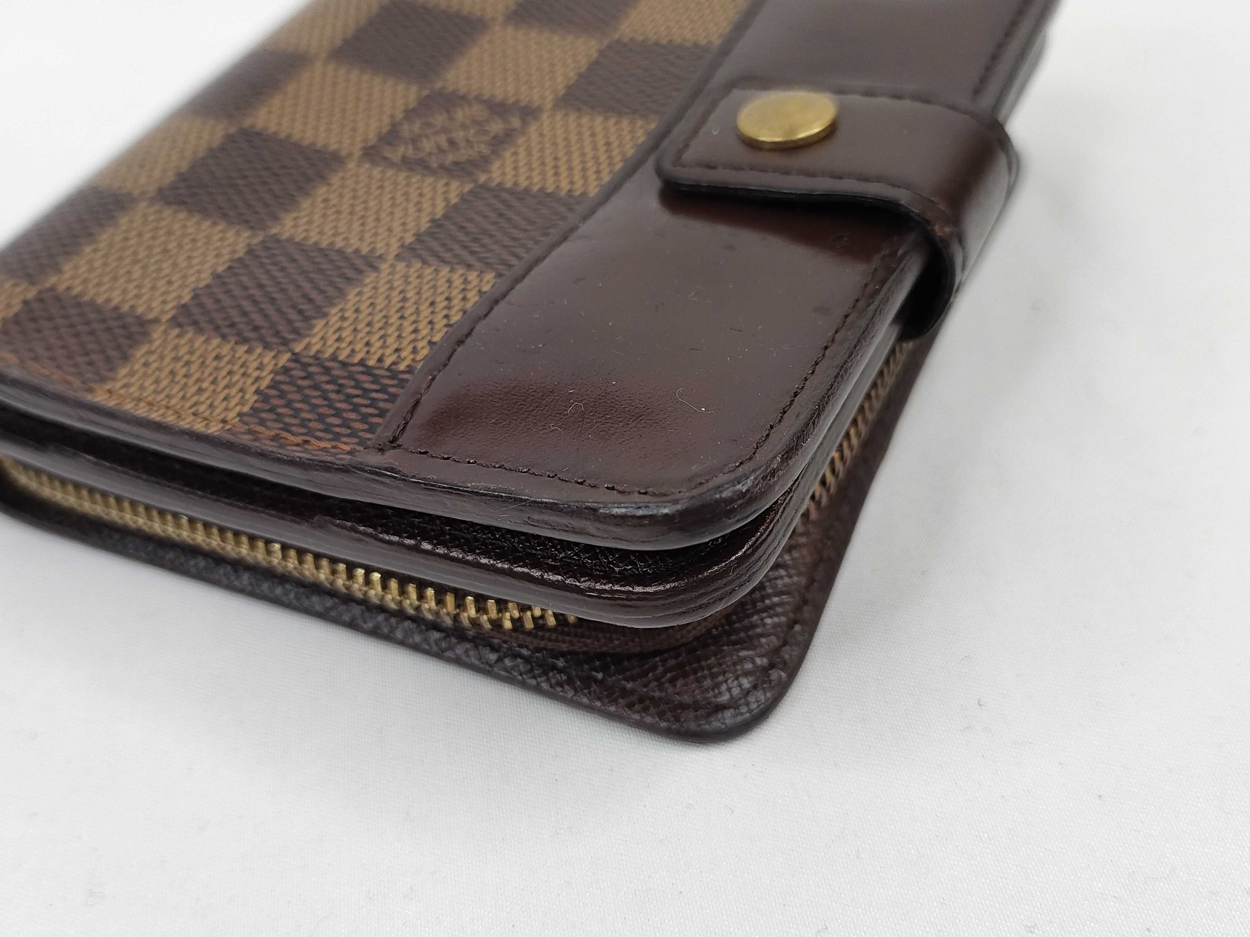 Damier LV Damier Compact Zip Wallet — view 3