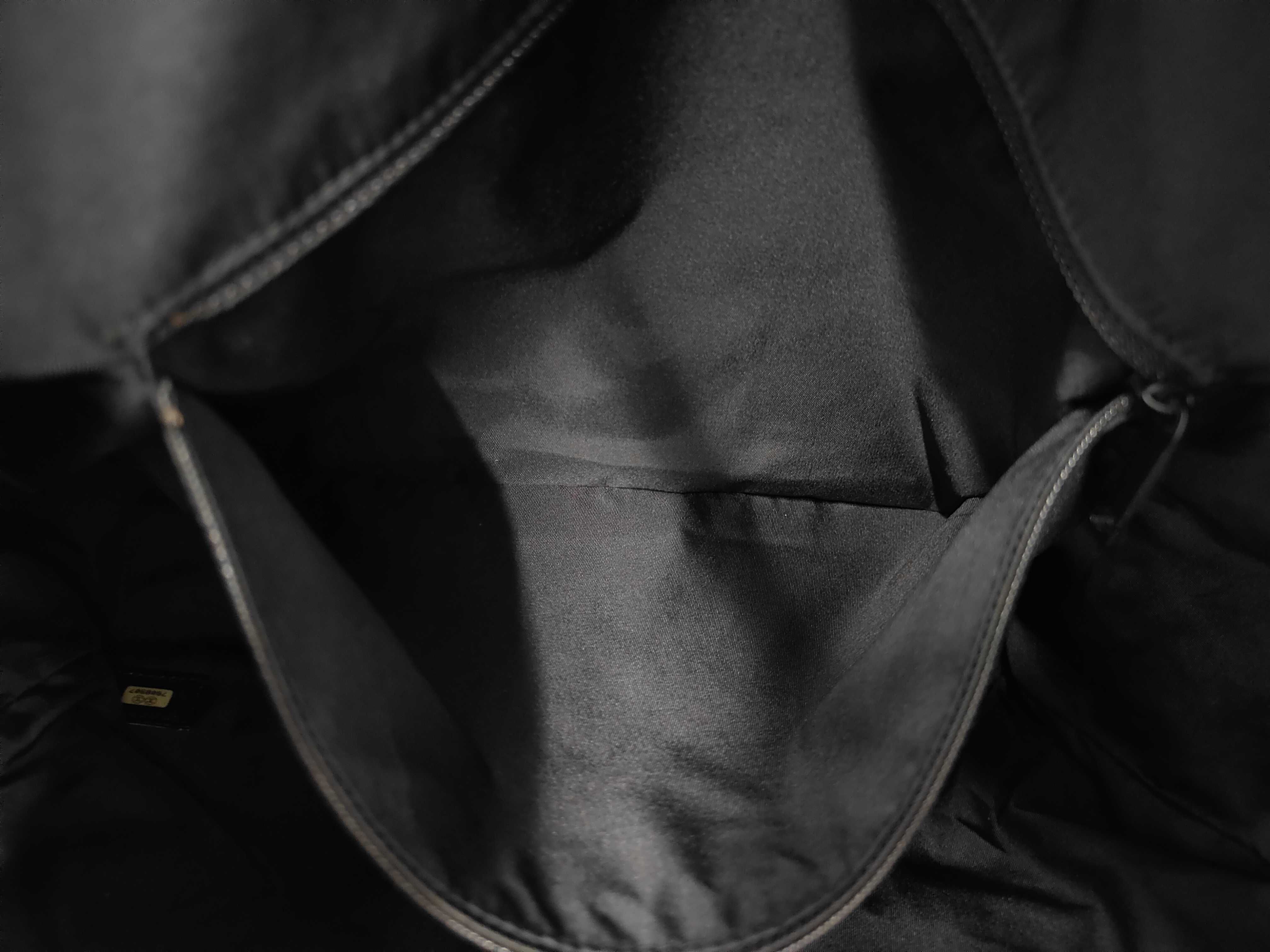 New Travel Line GM Black Serial Tote Bag — view 10