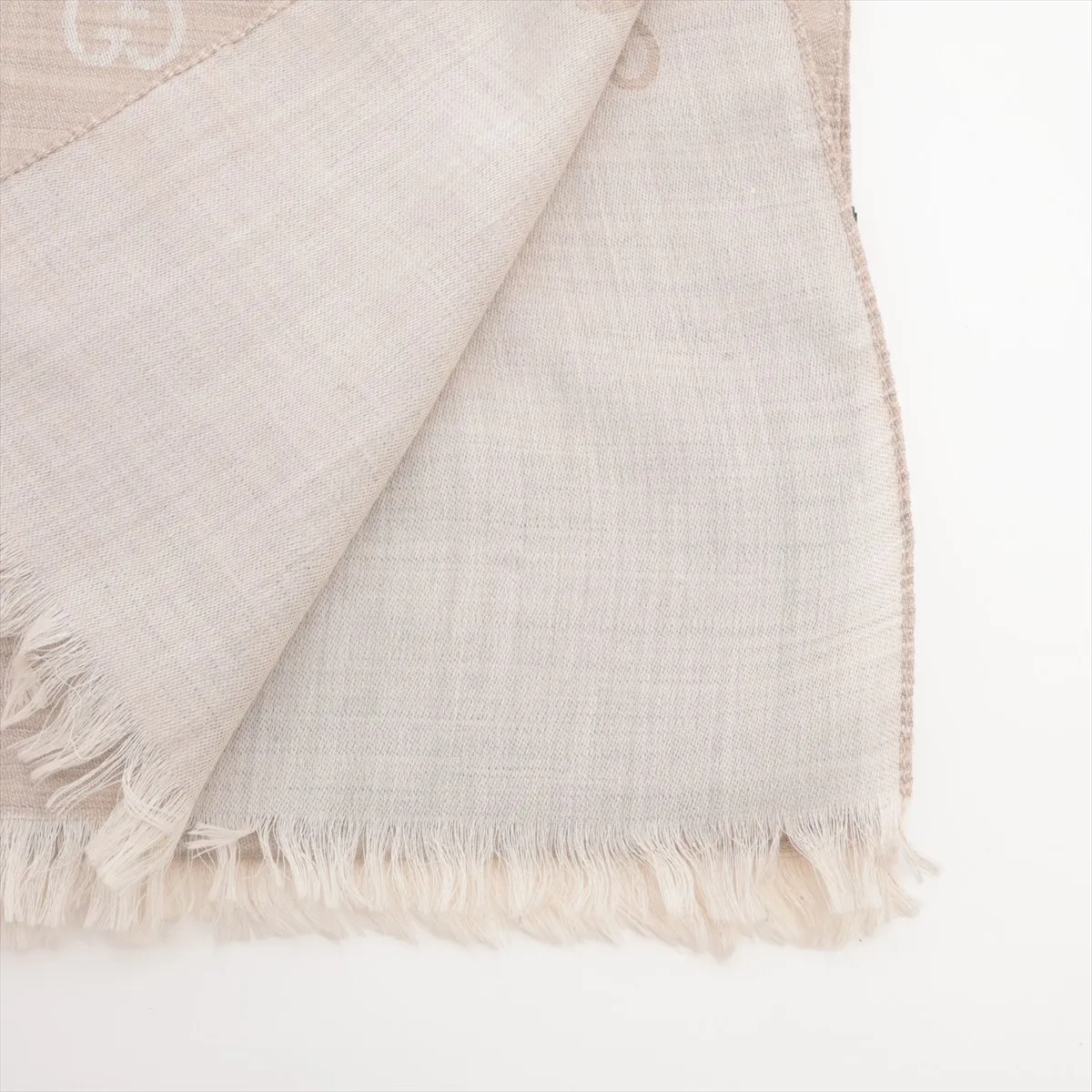 GG stole, wool x silk, beige. — view 2