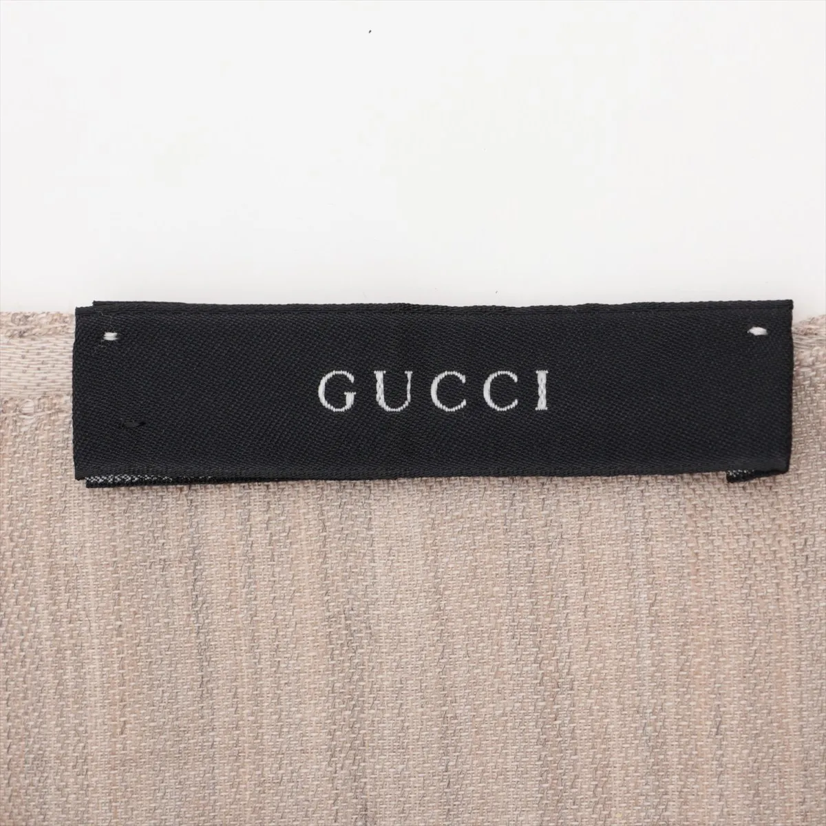 GG stole, wool x silk, beige. — view 3