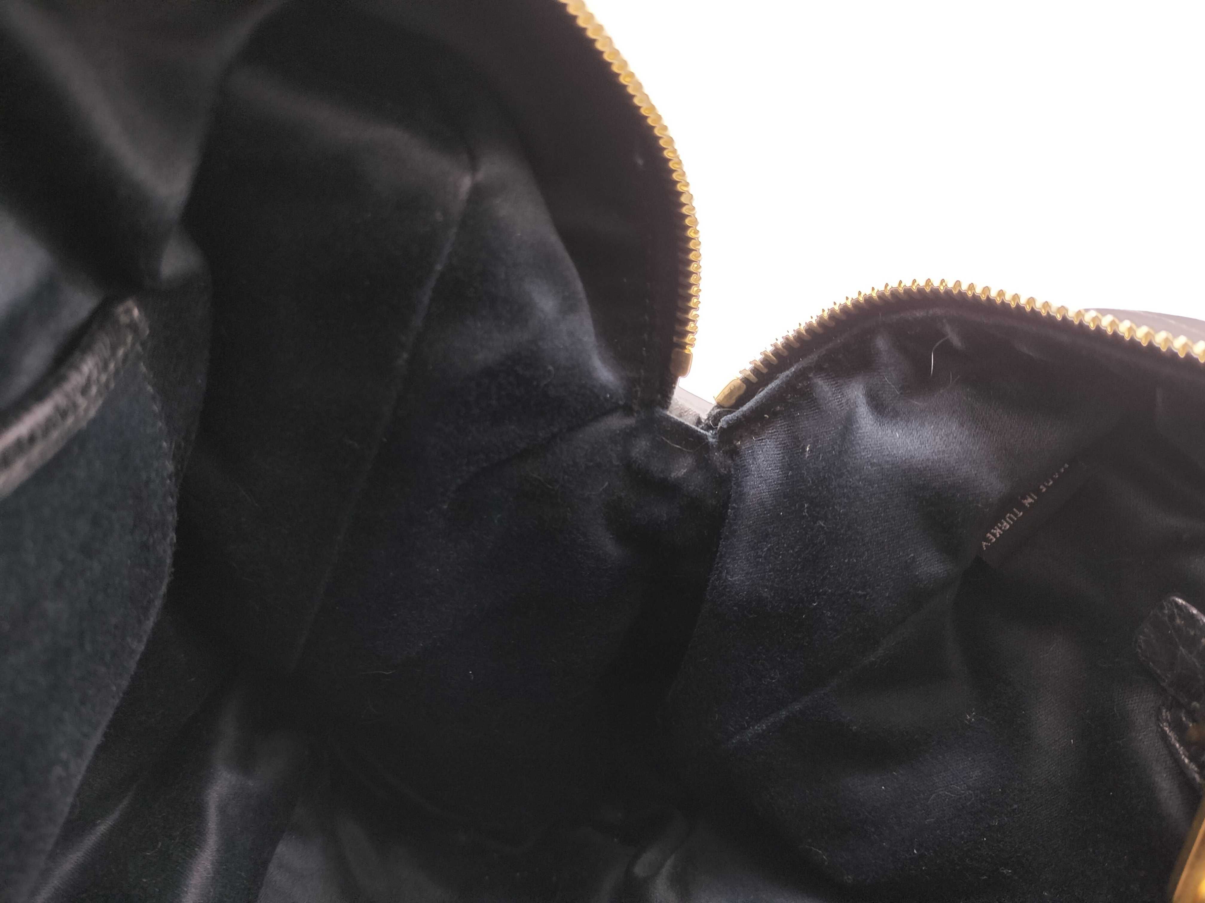 2-way Matelassé Black Shoulder Bag/Handbag — view 14