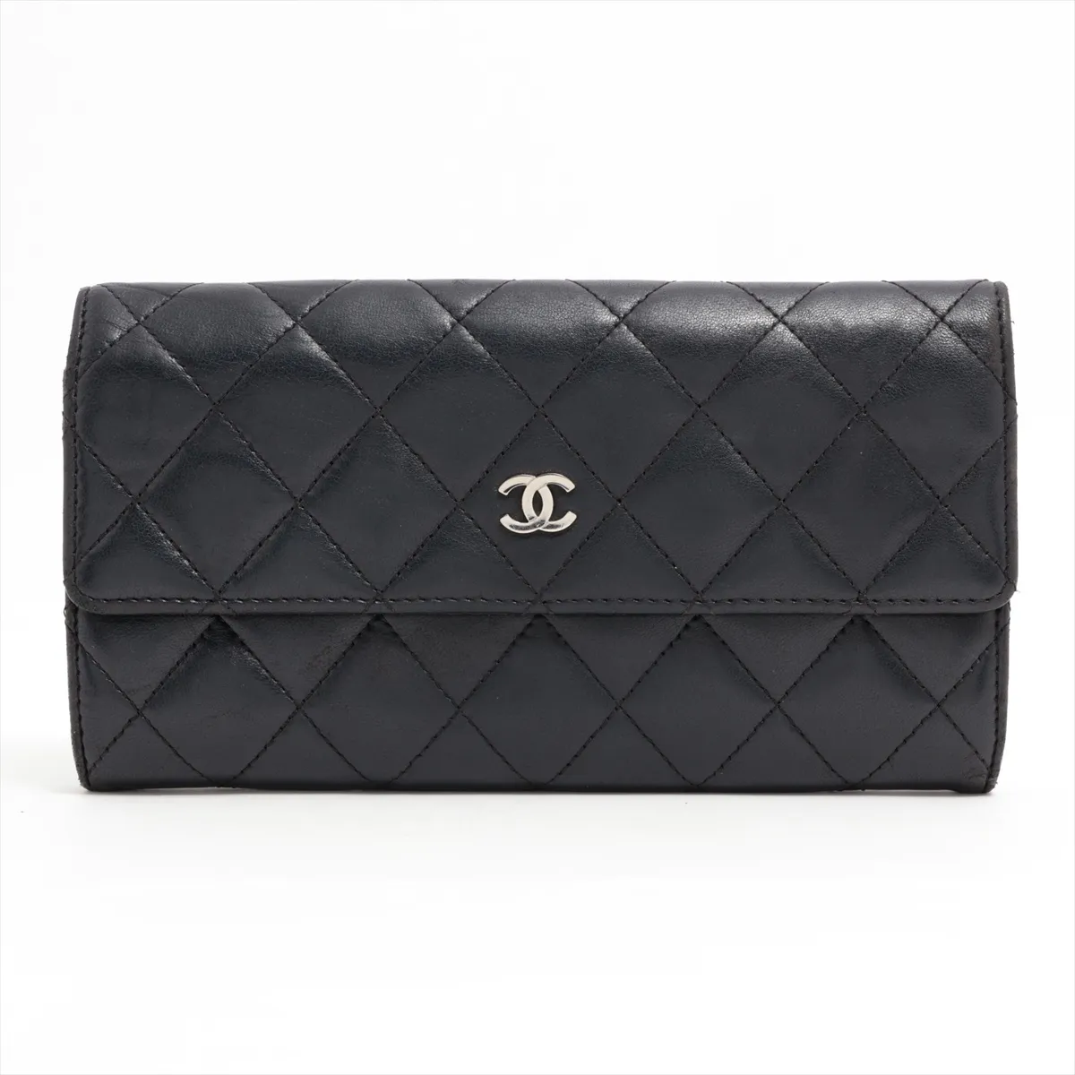 Matelasse Lambskin Long Wallet Black Silver Hardware