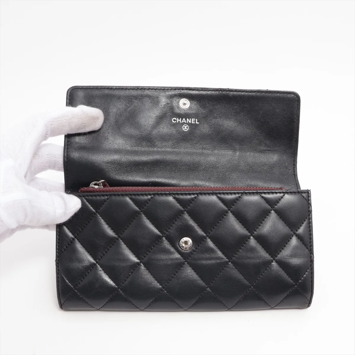 Matelasse Lambskin Long Wallet Black Silver Hardware — view 3