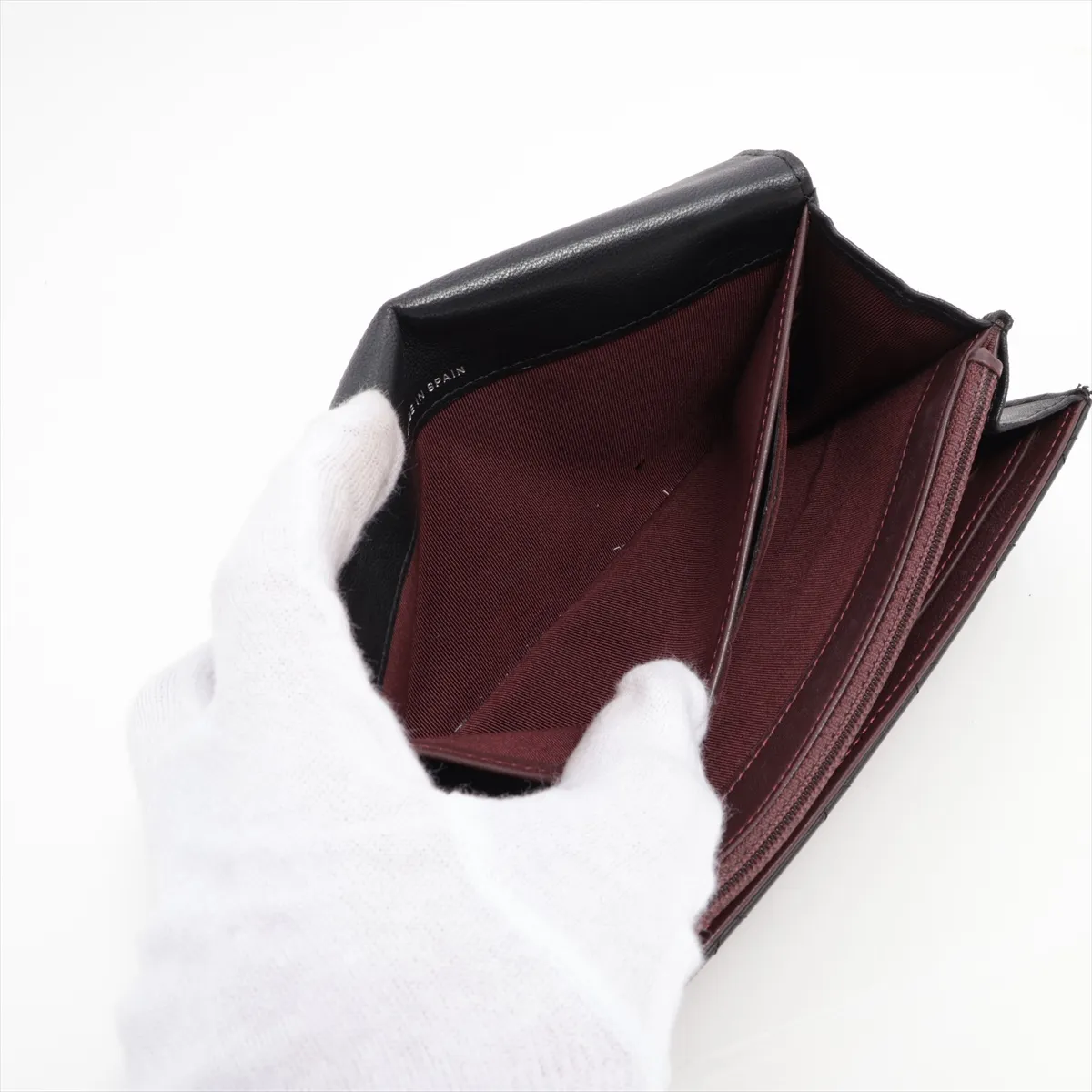 Matelasse Lambskin Long Wallet Black Silver Hardware — view 4