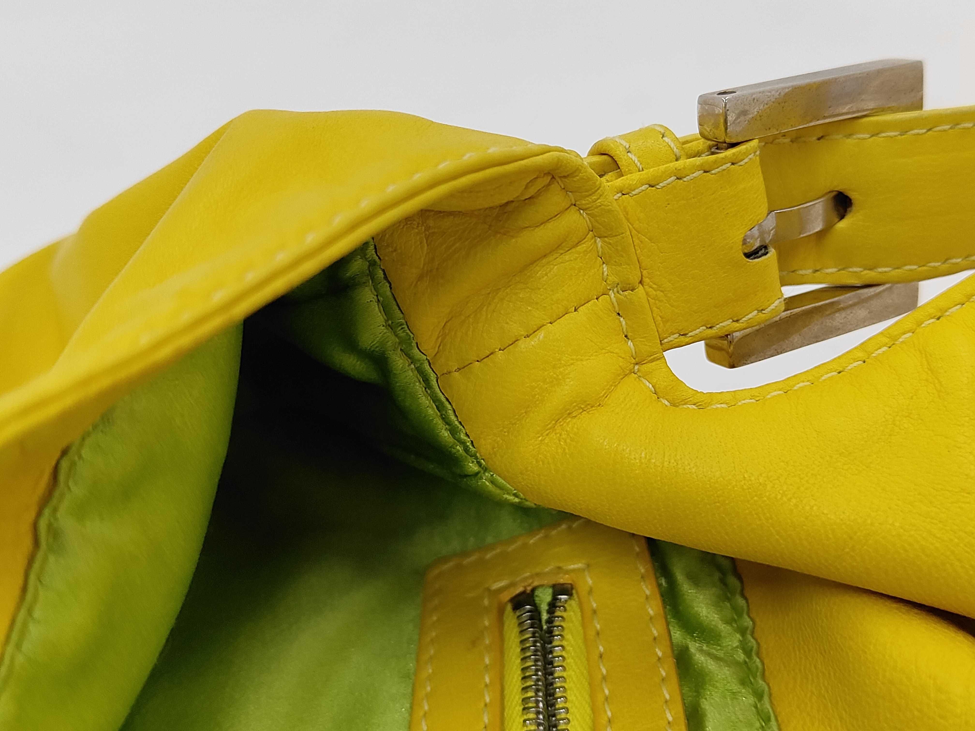 Mamma Bucket Leather One-Shoulder Bag — view 9