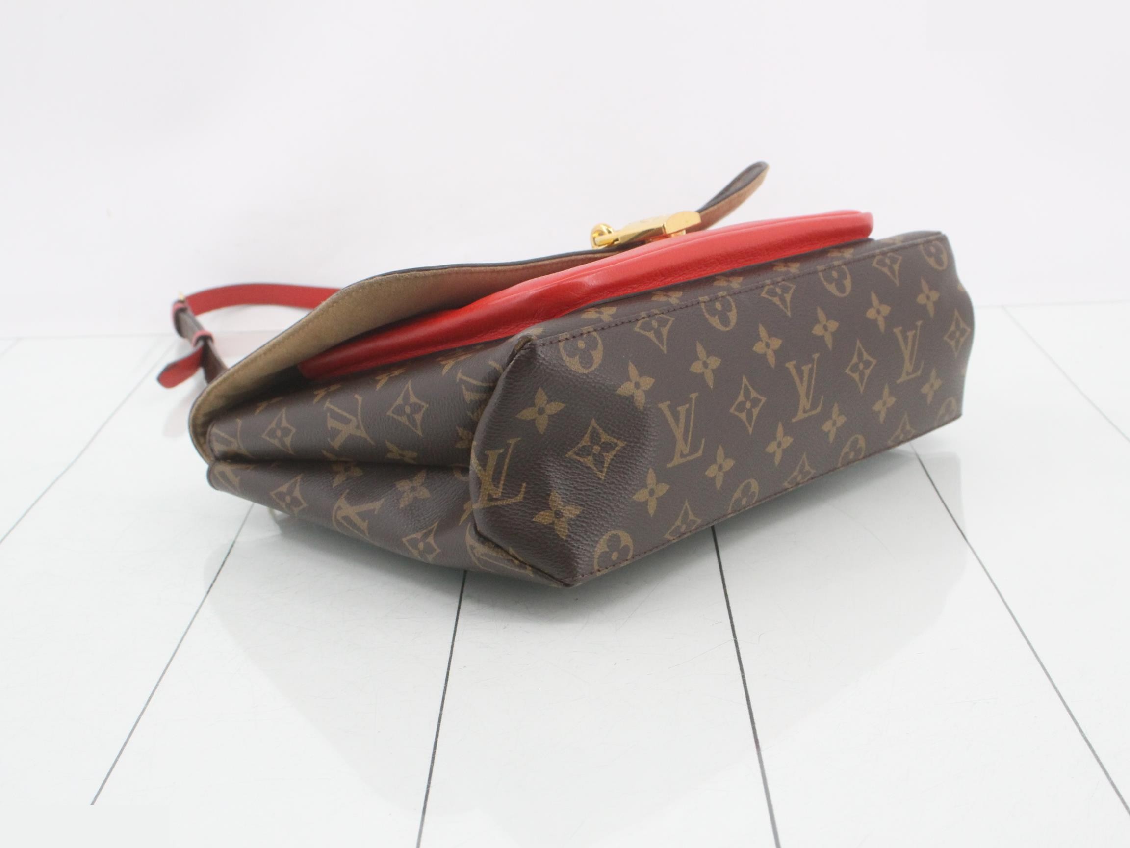 Marignan Coquelicot with shoulder strap — view 5