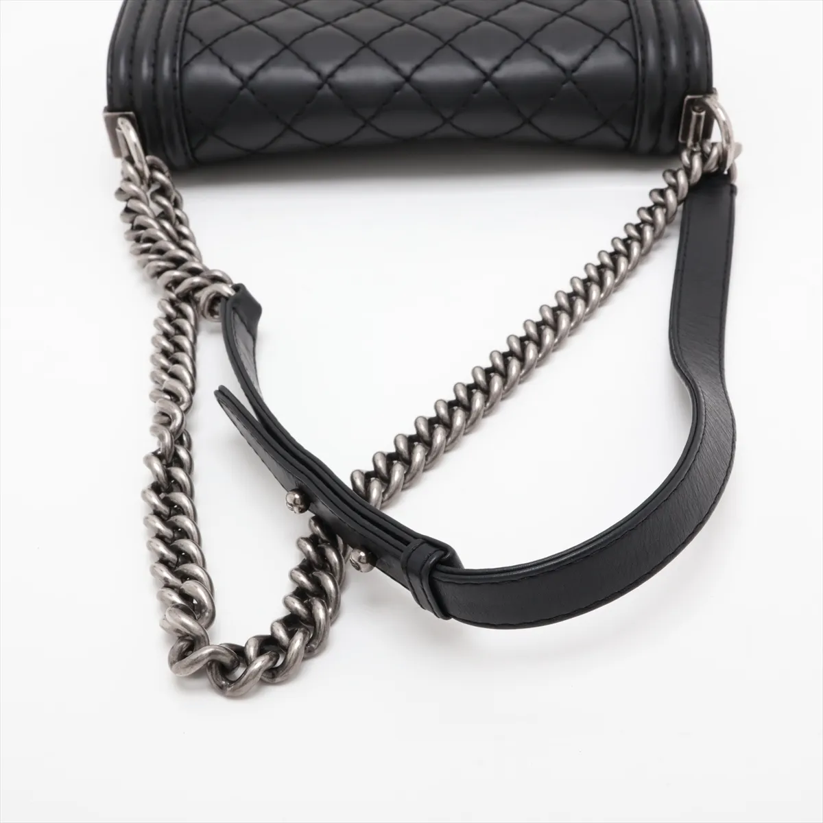 Boy Chanel 25 Lambskin Chain Shoulder Bag, Wild Stitch, Black, Gunmetal Hardware, 18200099, Serial Number 18, A67086 — view 5