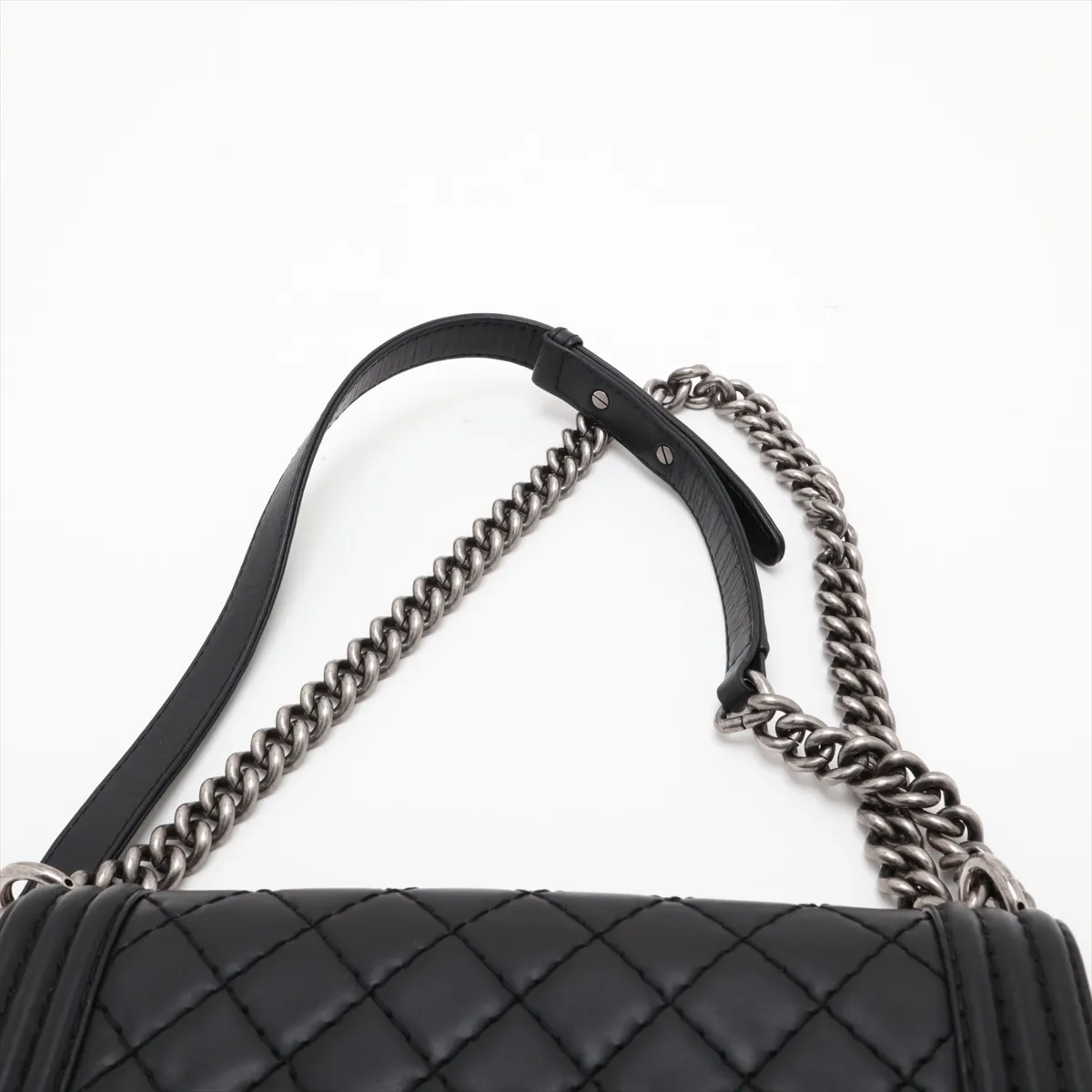Boy Chanel 25 Lambskin Chain Shoulder Bag, Wild Stitch, Black, Gunmetal Hardware, 18200099, Serial Number 18, A67086 — view 6