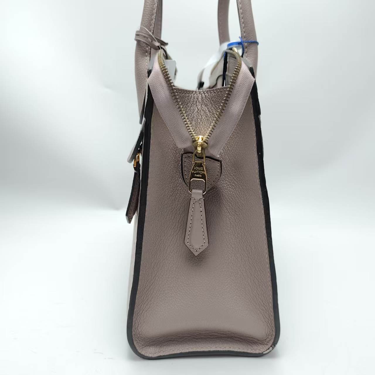 【*Shipped from: China*】LOUIS VUITTON Leather Shoulder Bag — view 3