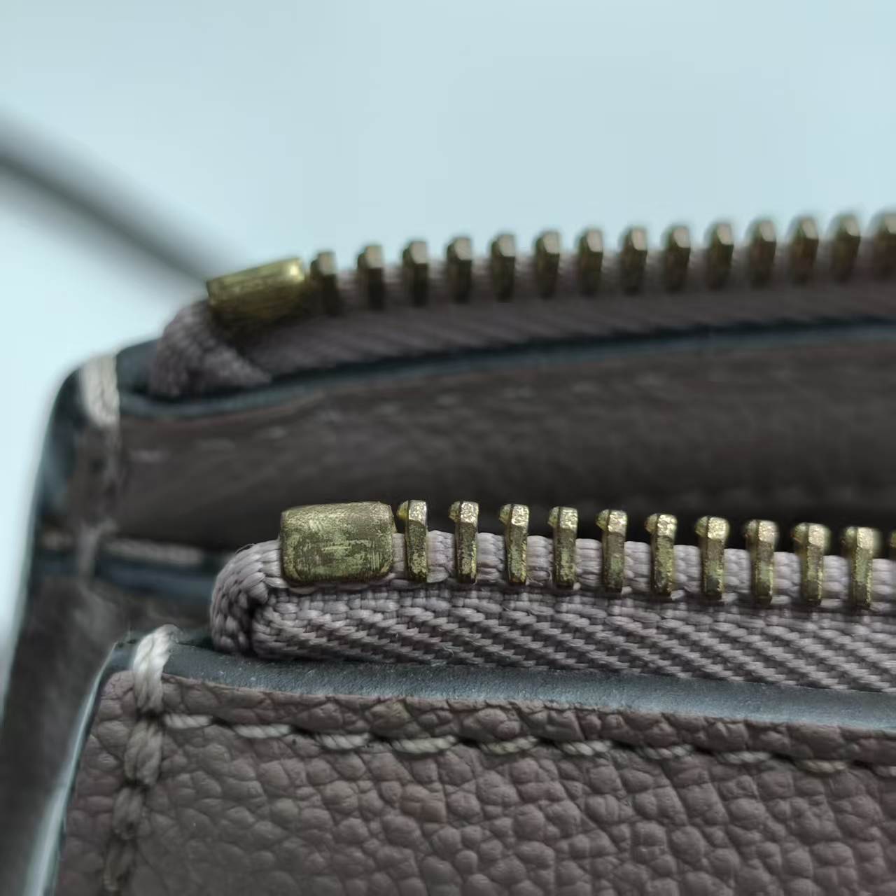 【*Shipped from: China*】LOUIS VUITTON Leather Shoulder Bag — view 10