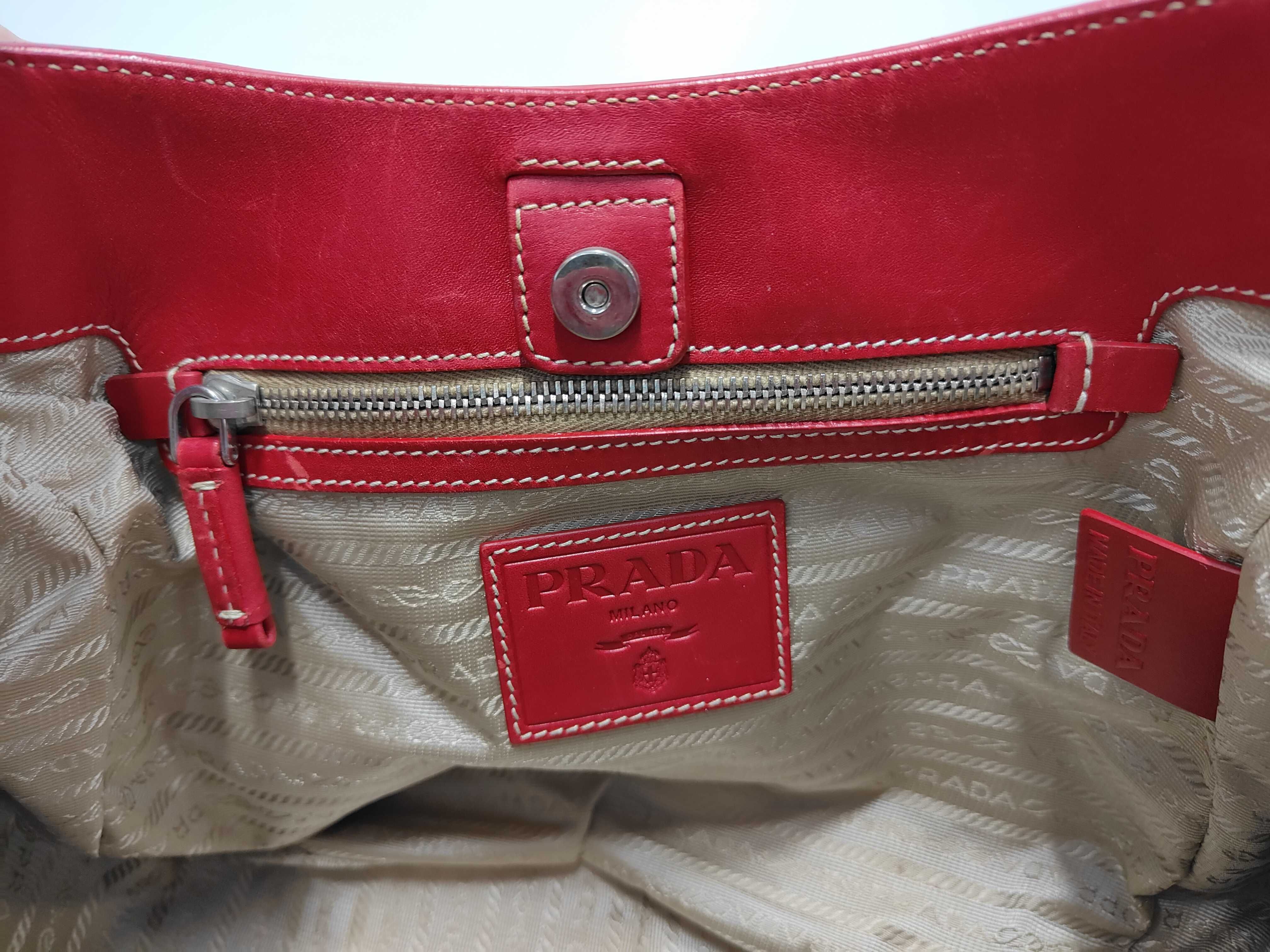 Logo Jacquard One-Shoulder Bag — view 11