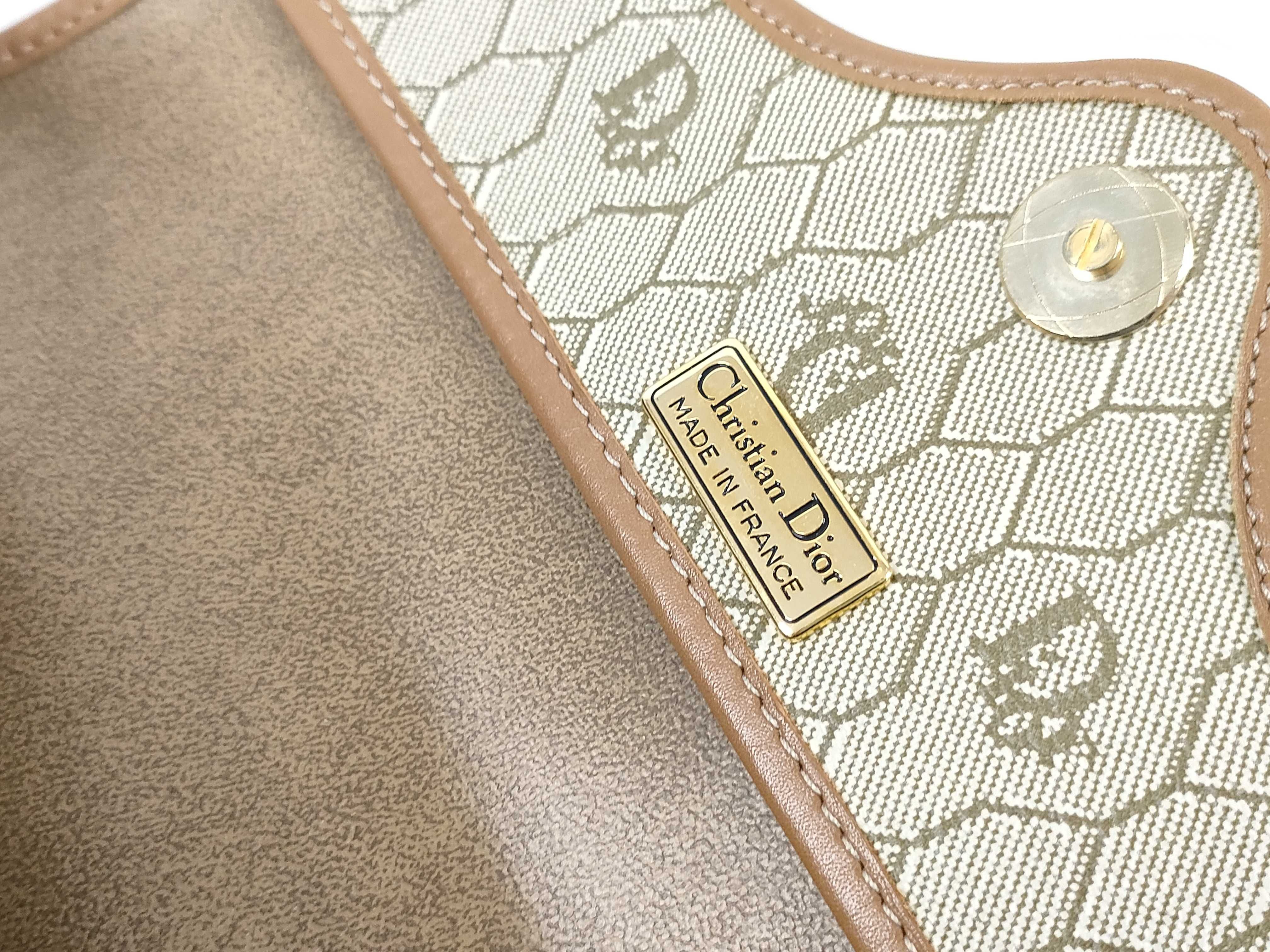 shoulder bag, honeycomb pattern, beige. — view 12
