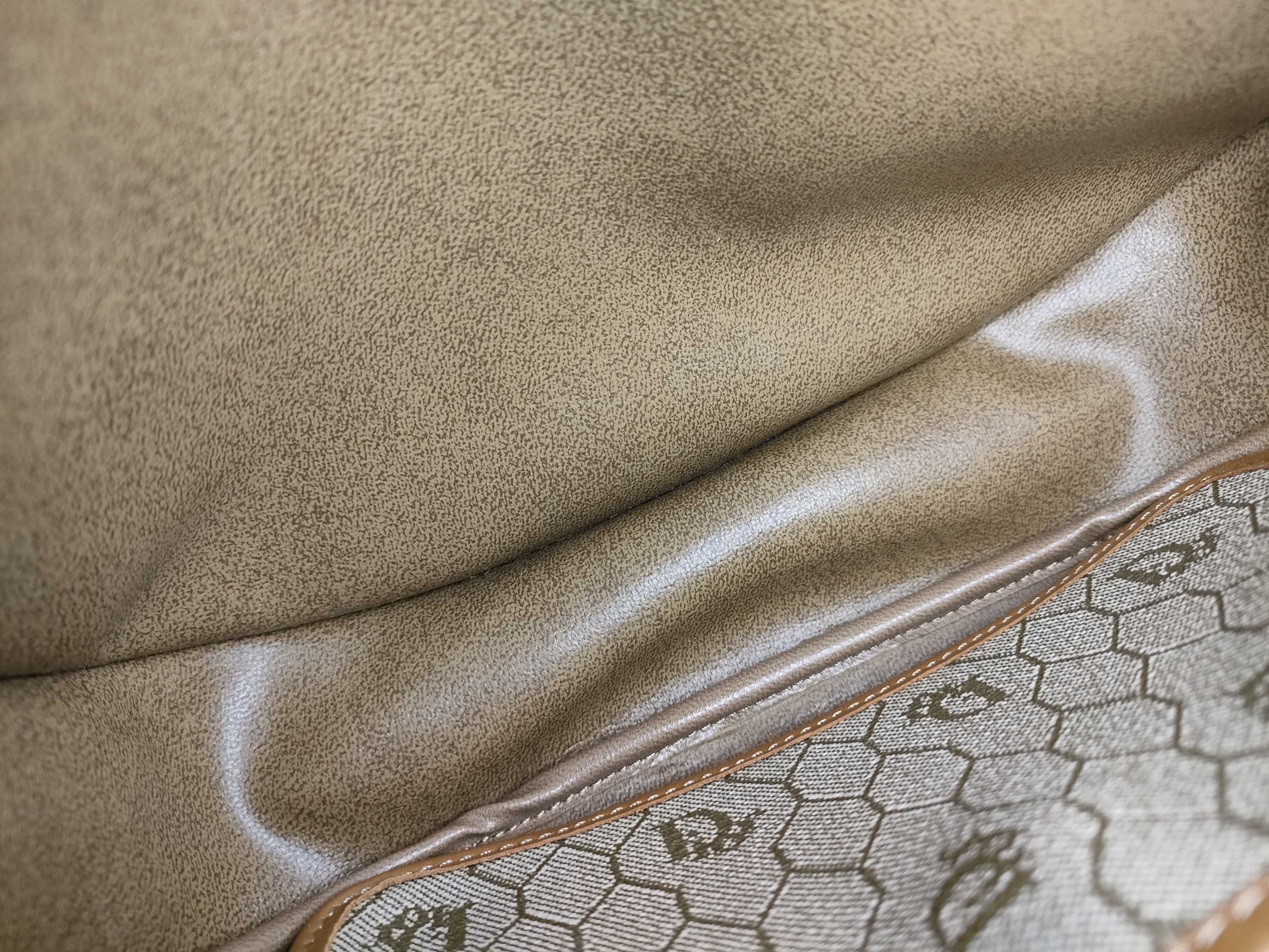 shoulder bag, honeycomb pattern, beige. — view 10