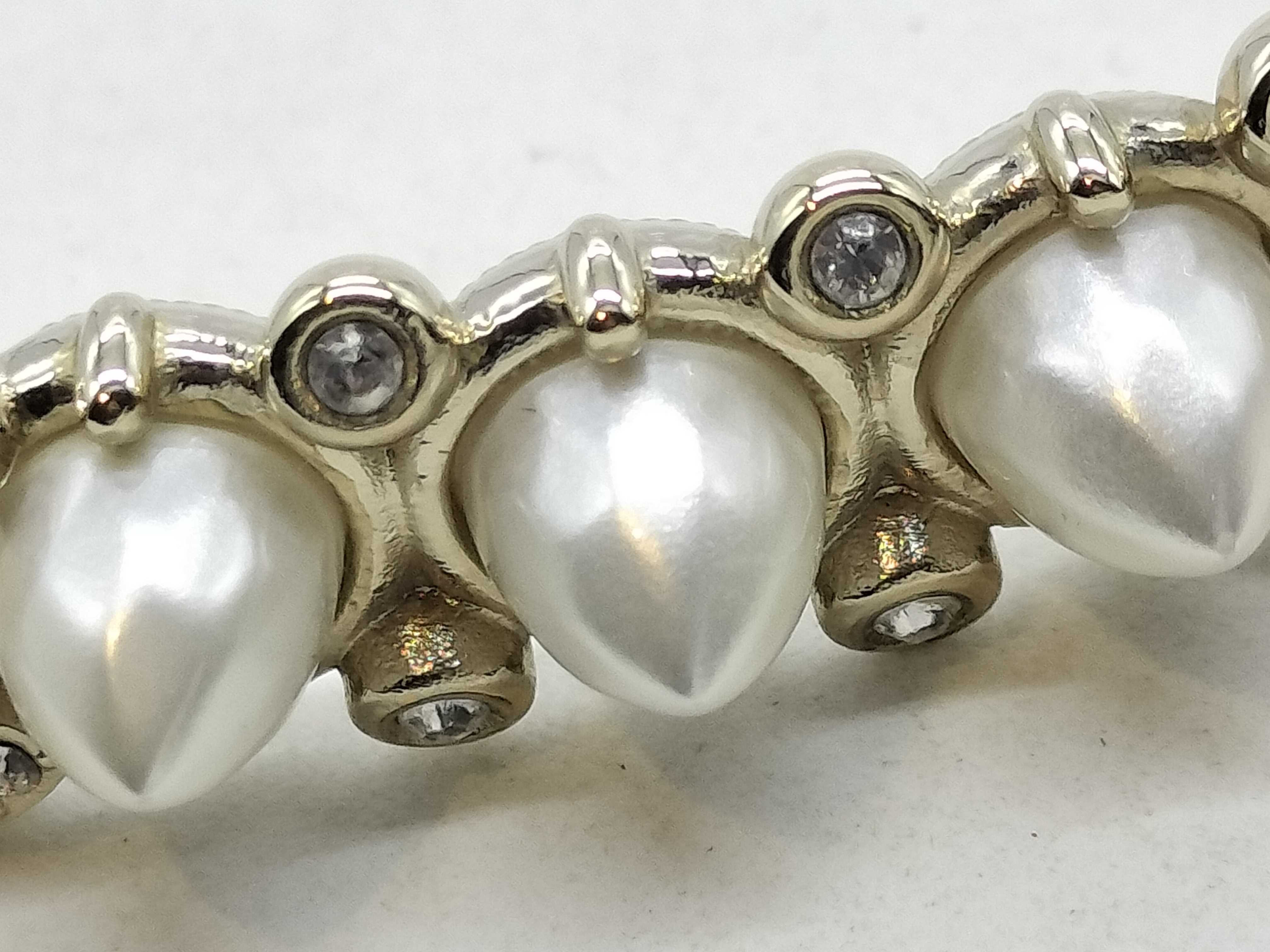 A22C Coco Pearl Stud Choker Necklace — view 2