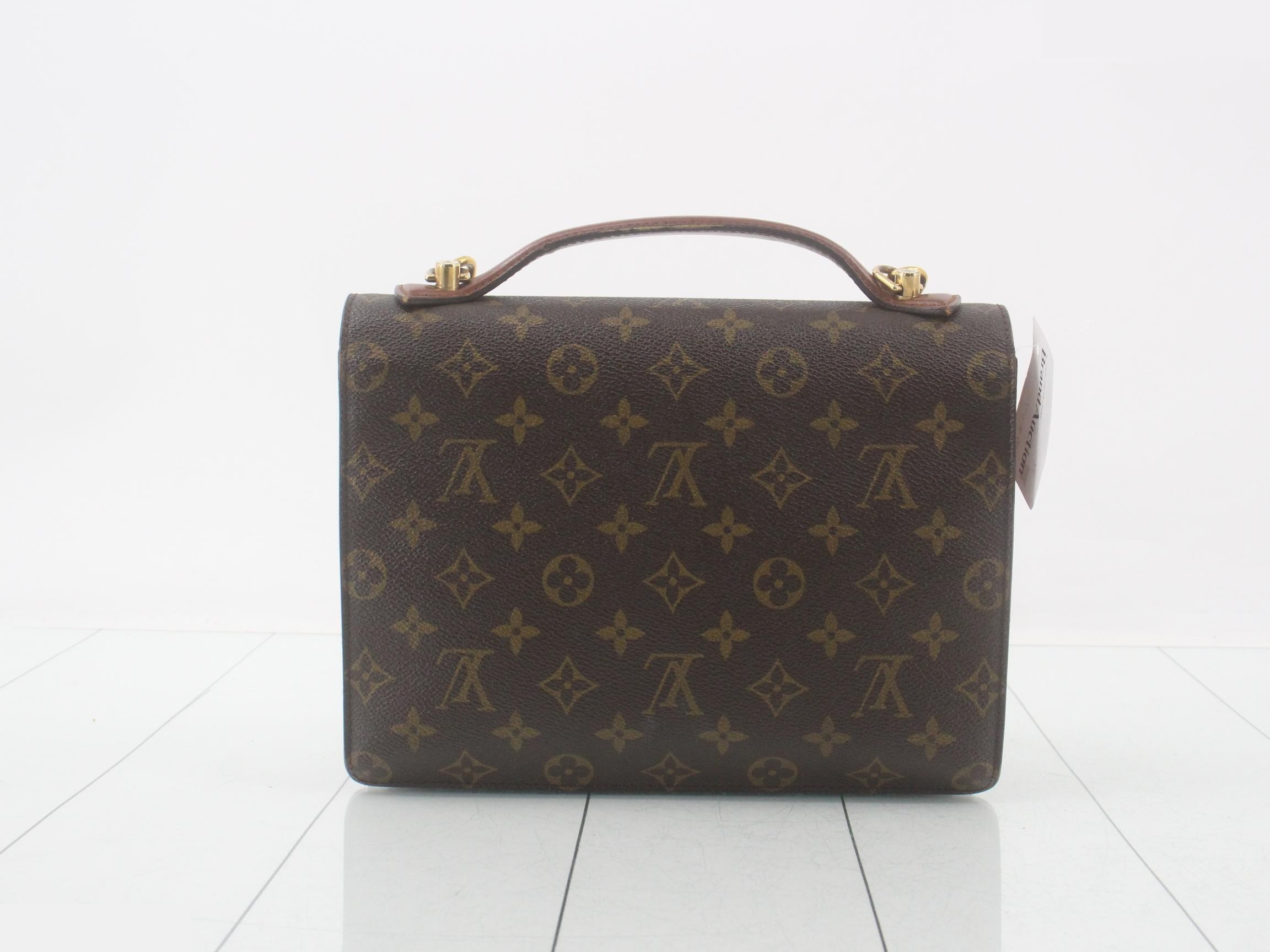 Monceau 26 with shoulder strap — view 2