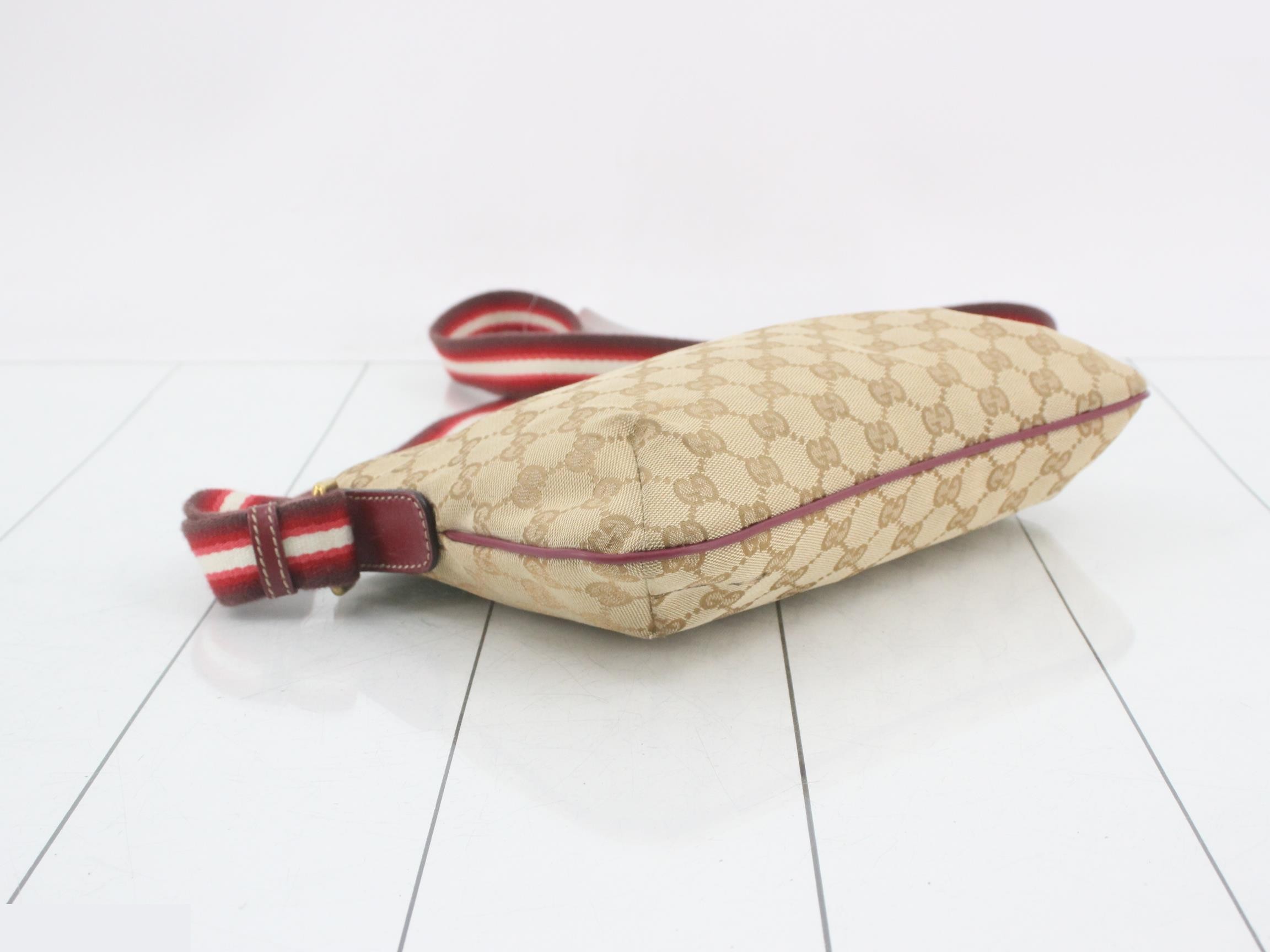 GG Canvas (Bag) - Shoulder Bag — view 5