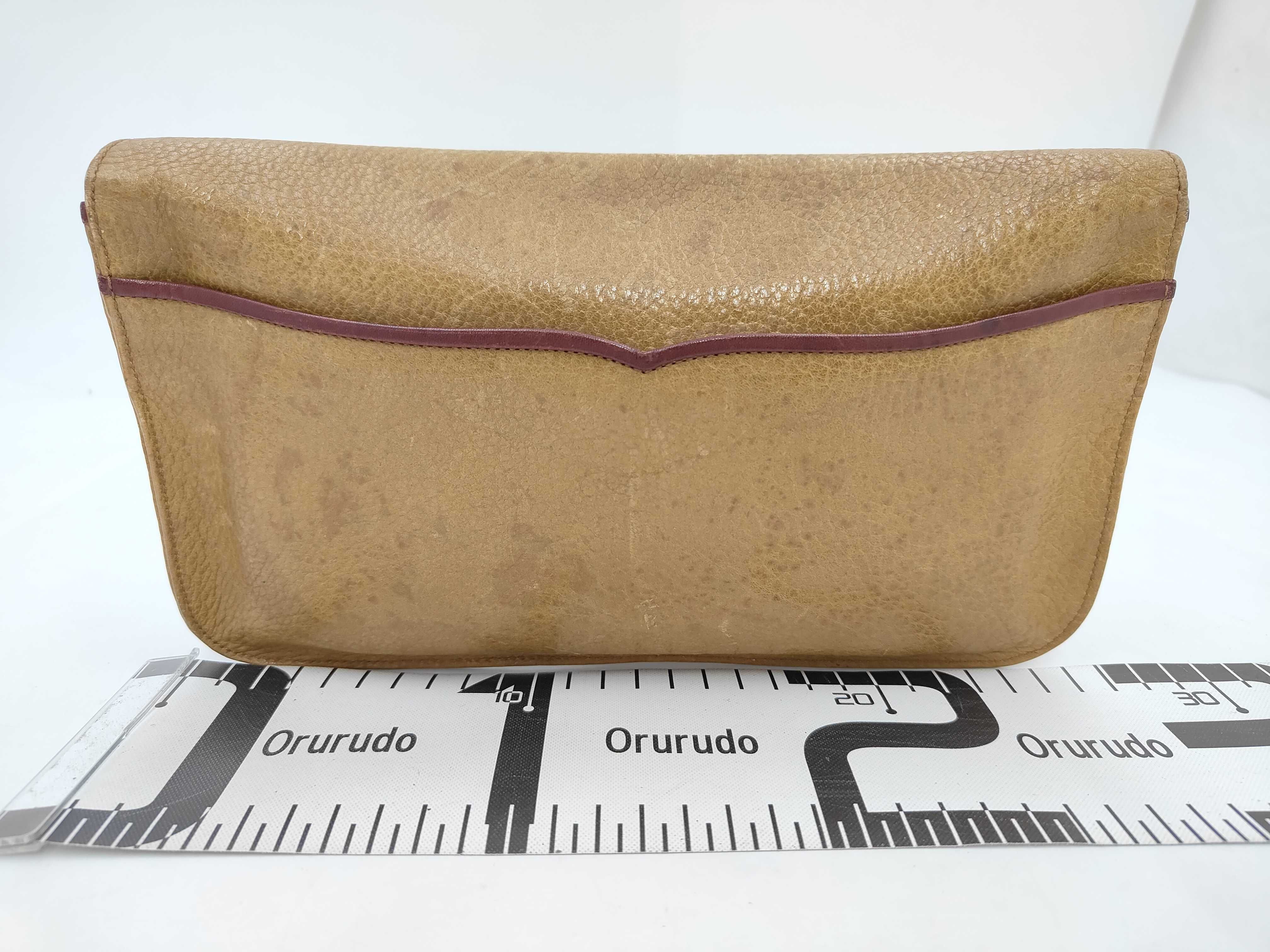 pouch — view 2