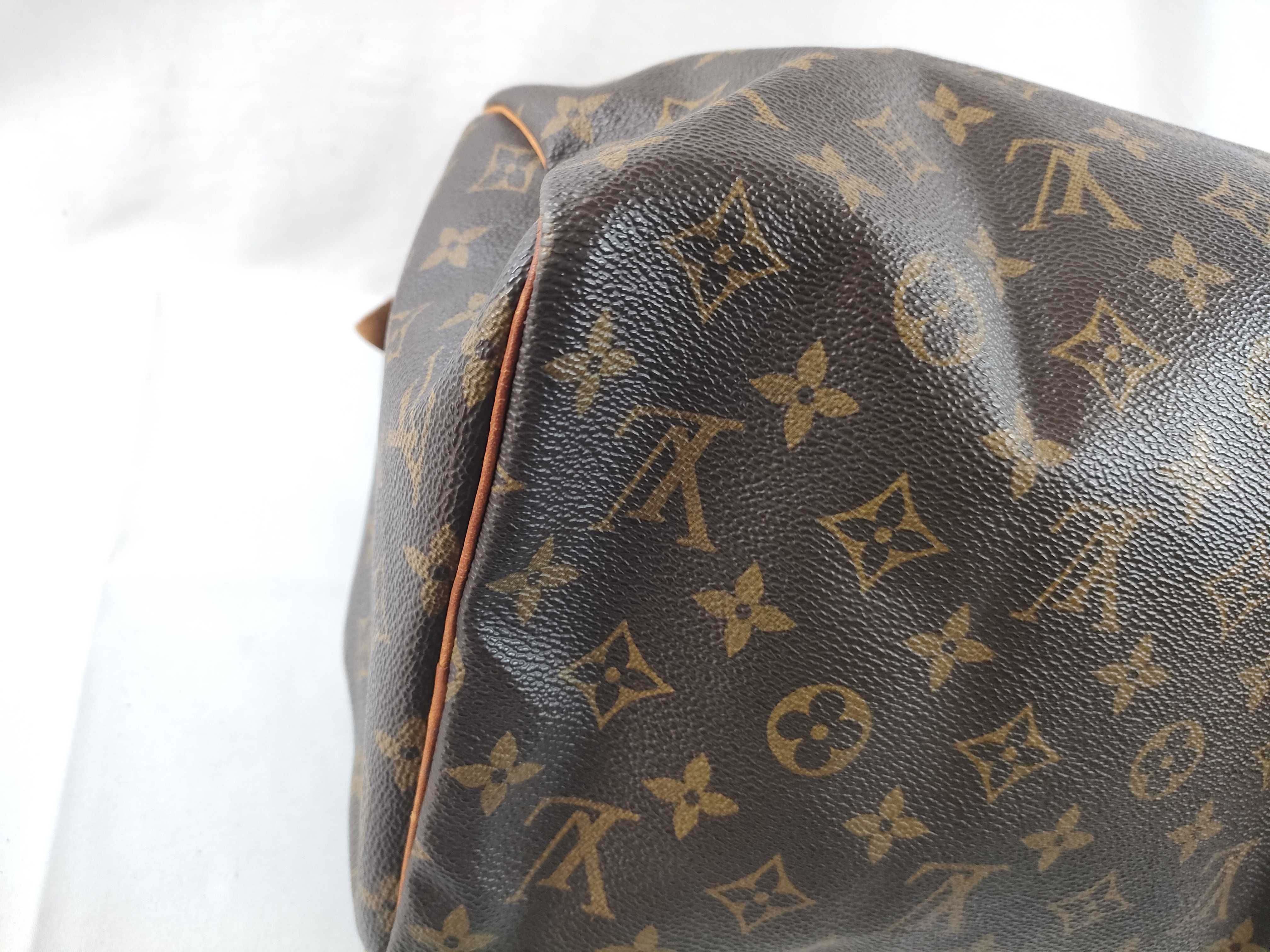 Monogram Speedy Monogram SP0030 B Mold, cracks, pen marks Handbag — view 3