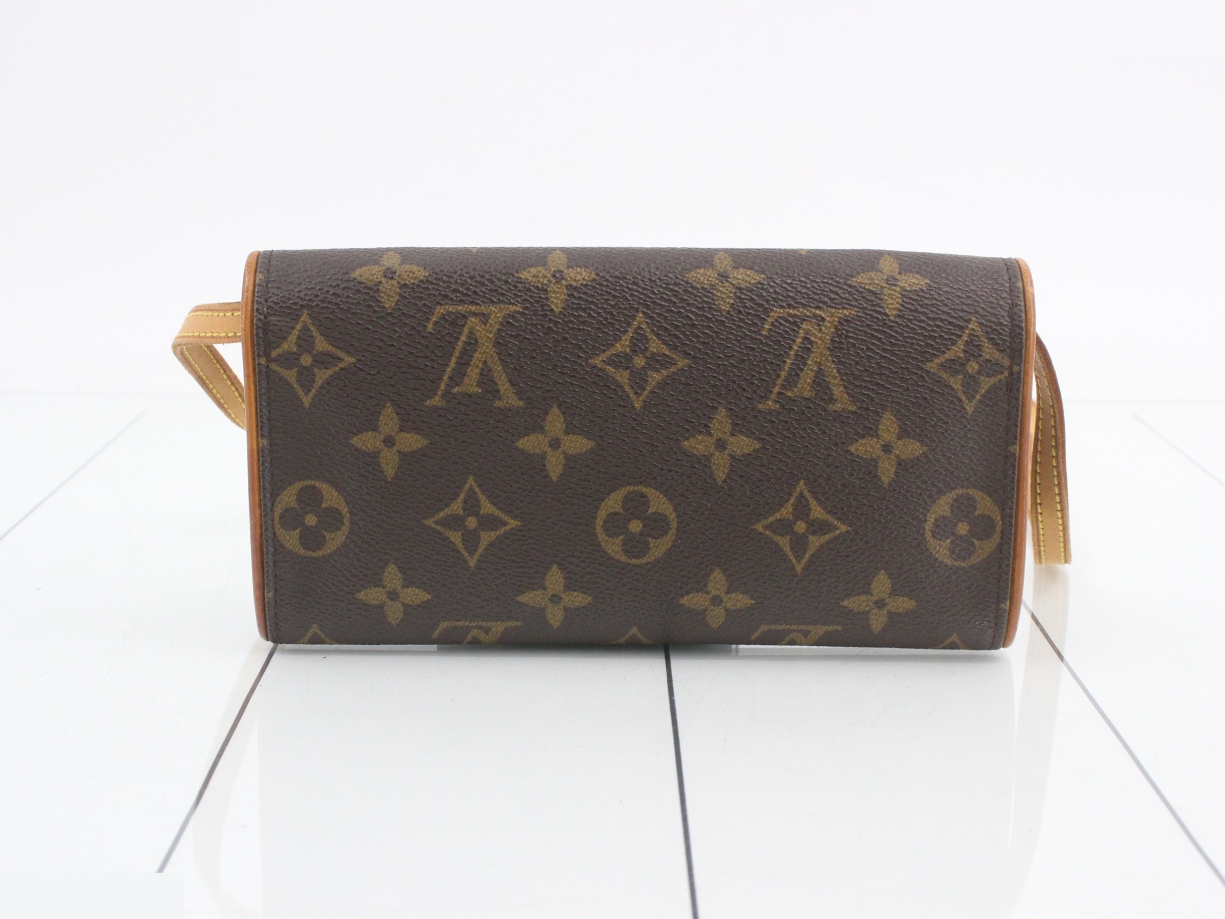 Pochette Twin PM with shoulder strap — view 2