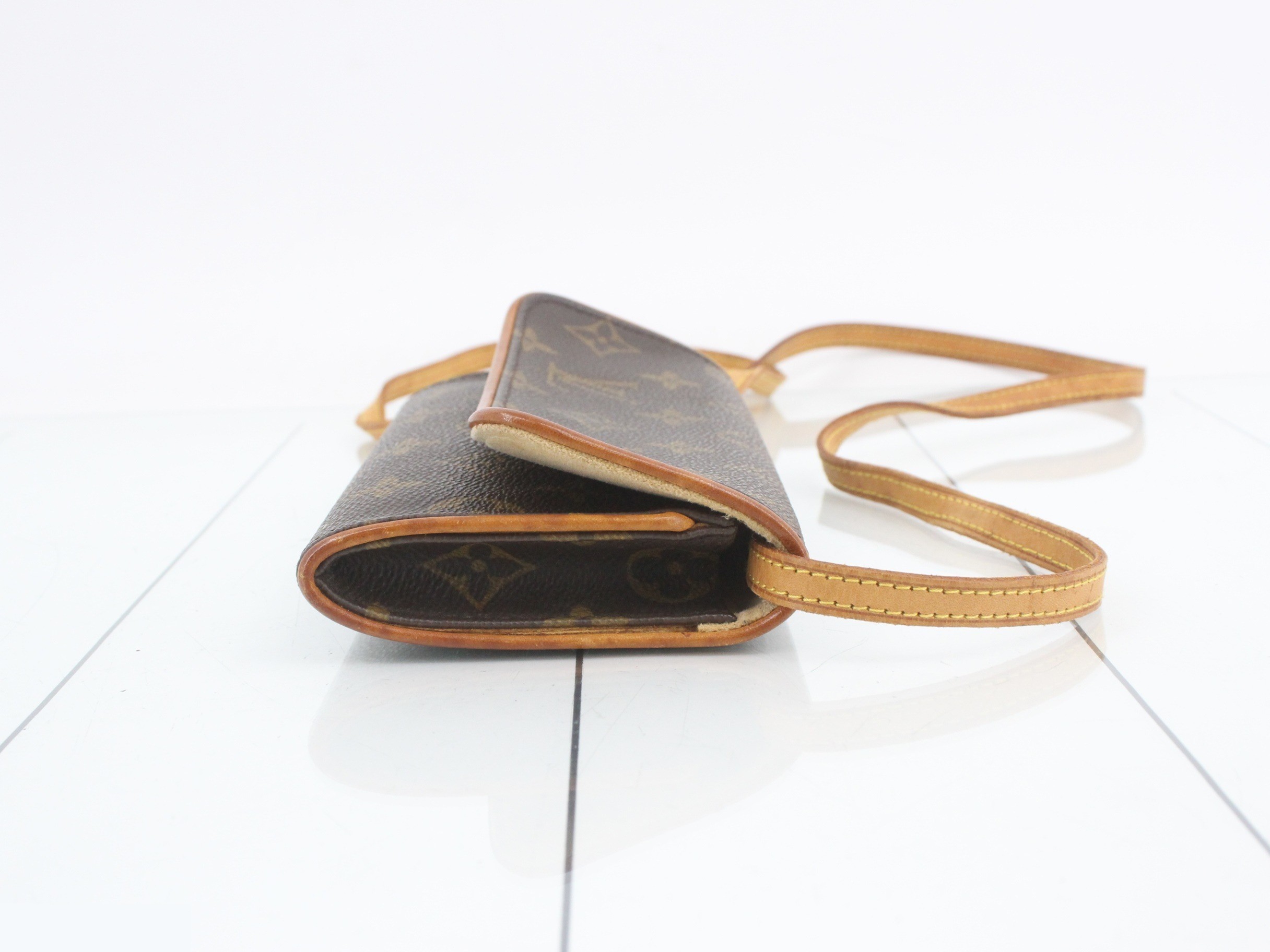 Pochette Twin PM with shoulder strap — view 3