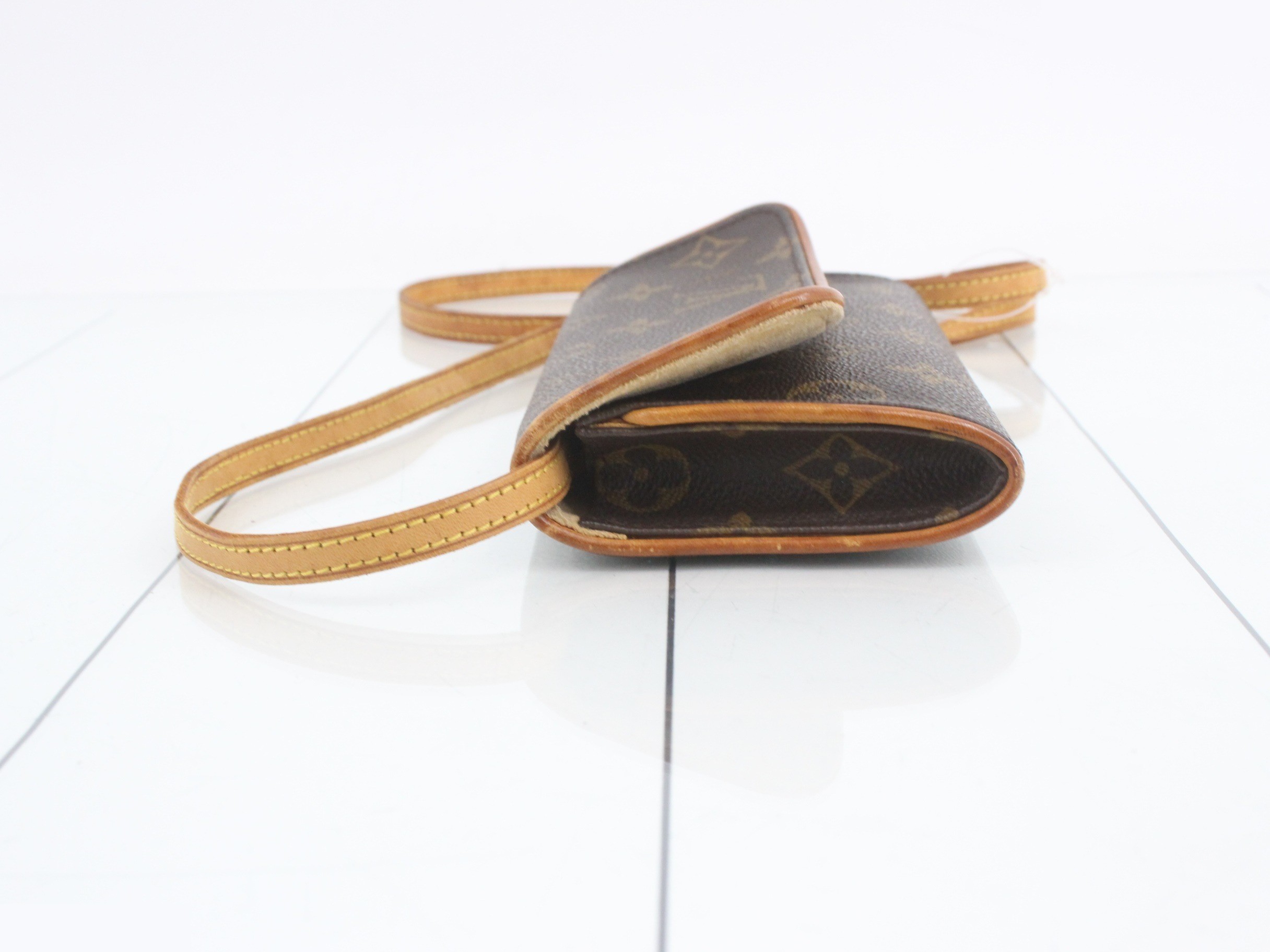 Pochette Twin PM with shoulder strap — view 4
