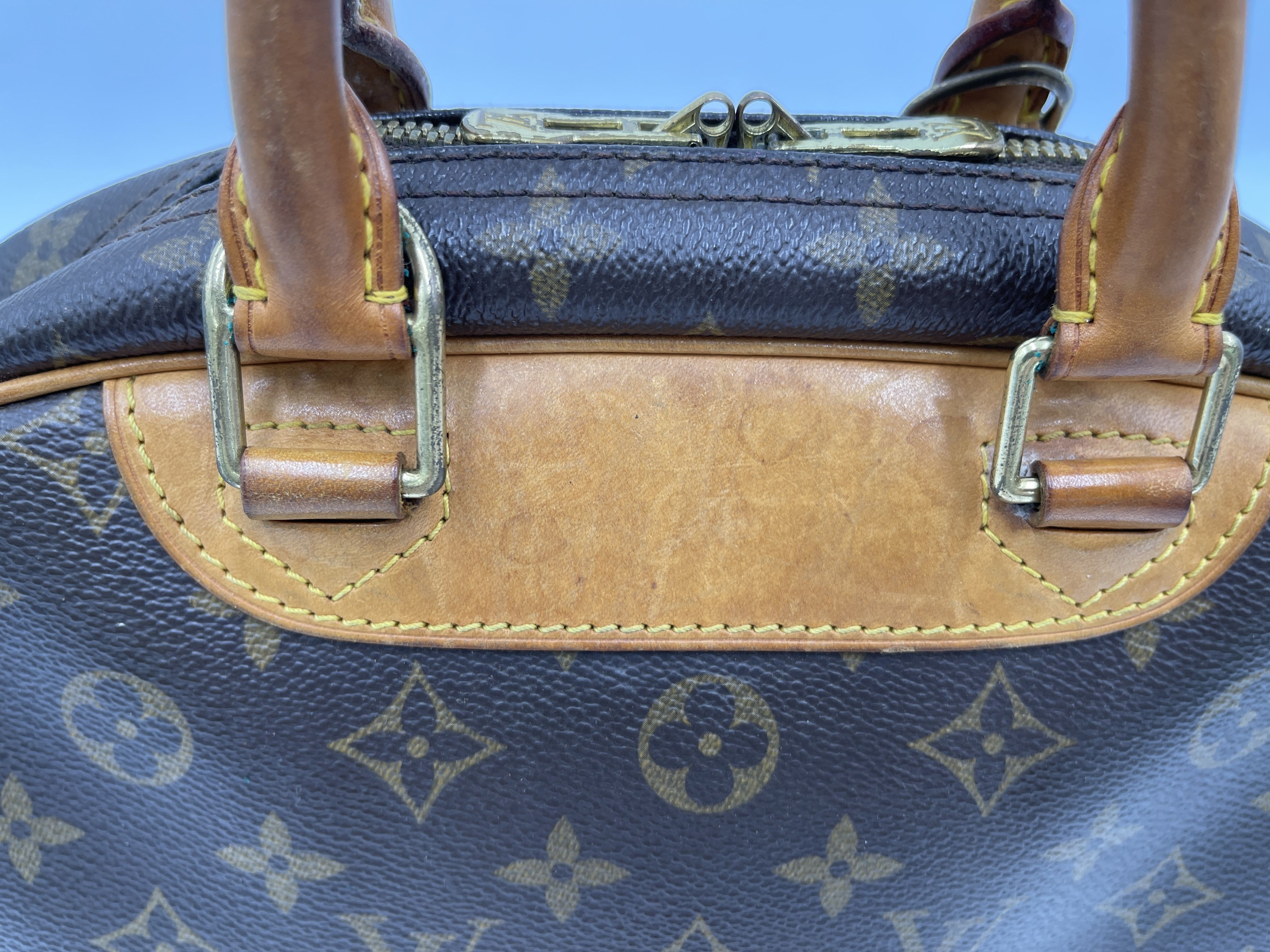 Monogram Trouville M42228 BA0094 Handbag — view 3