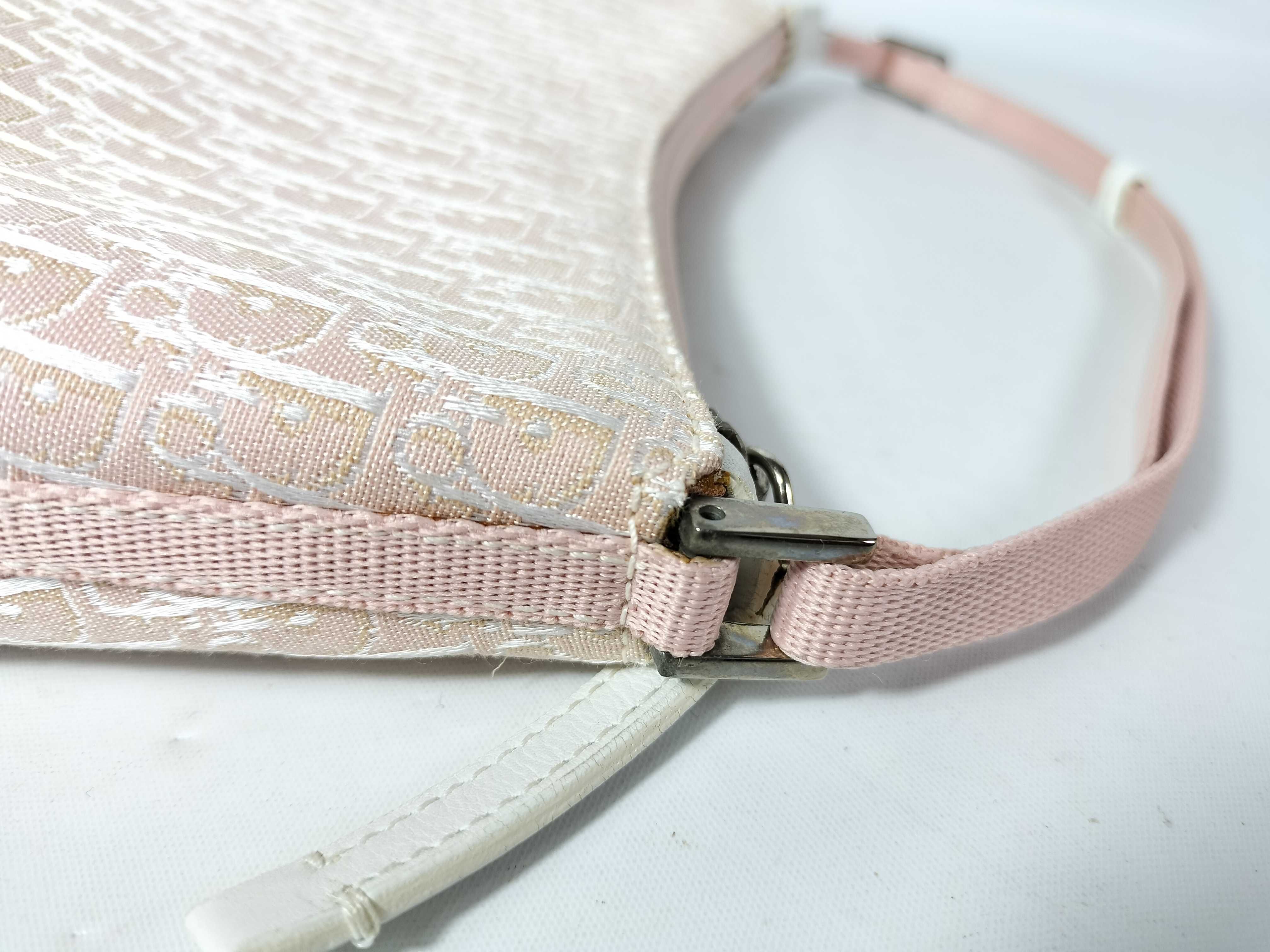 Trotter Canvas Shoulder Bag, Pink Handbag — view 5