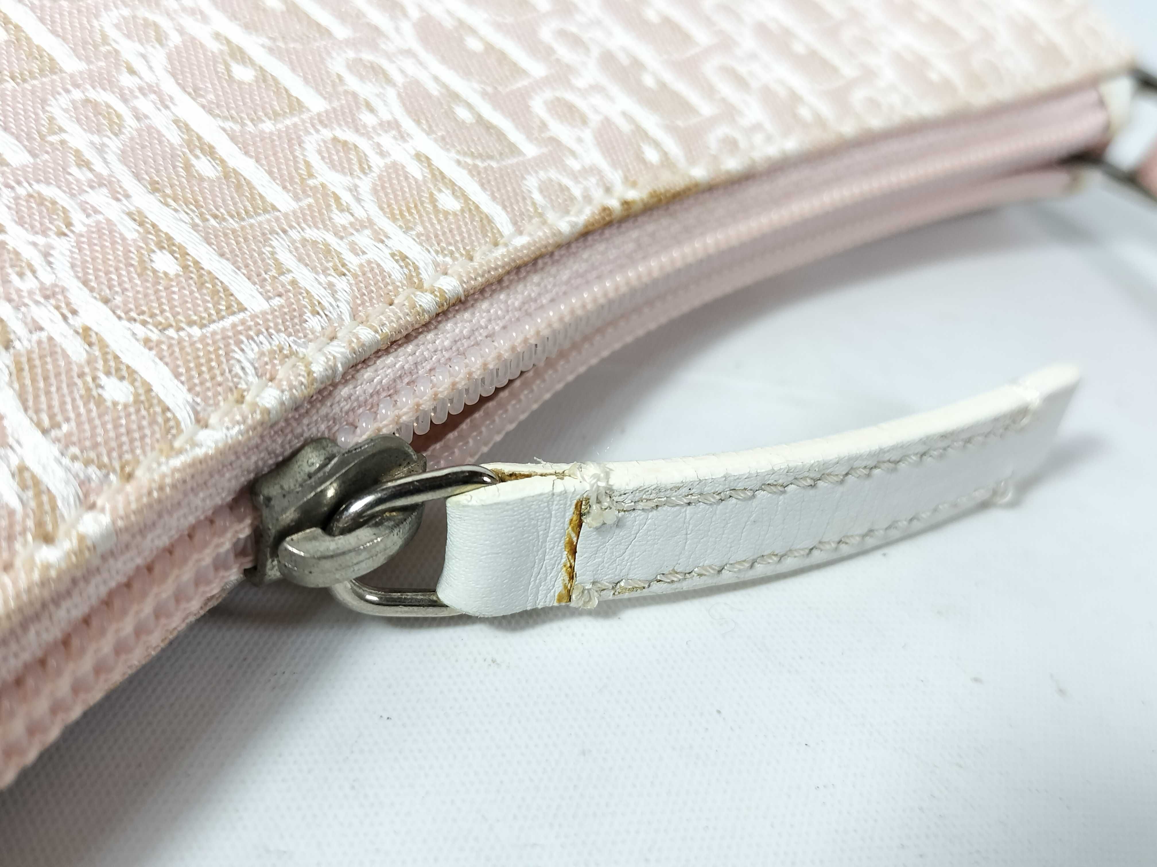 Trotter Canvas Shoulder Bag, Pink Handbag — view 9