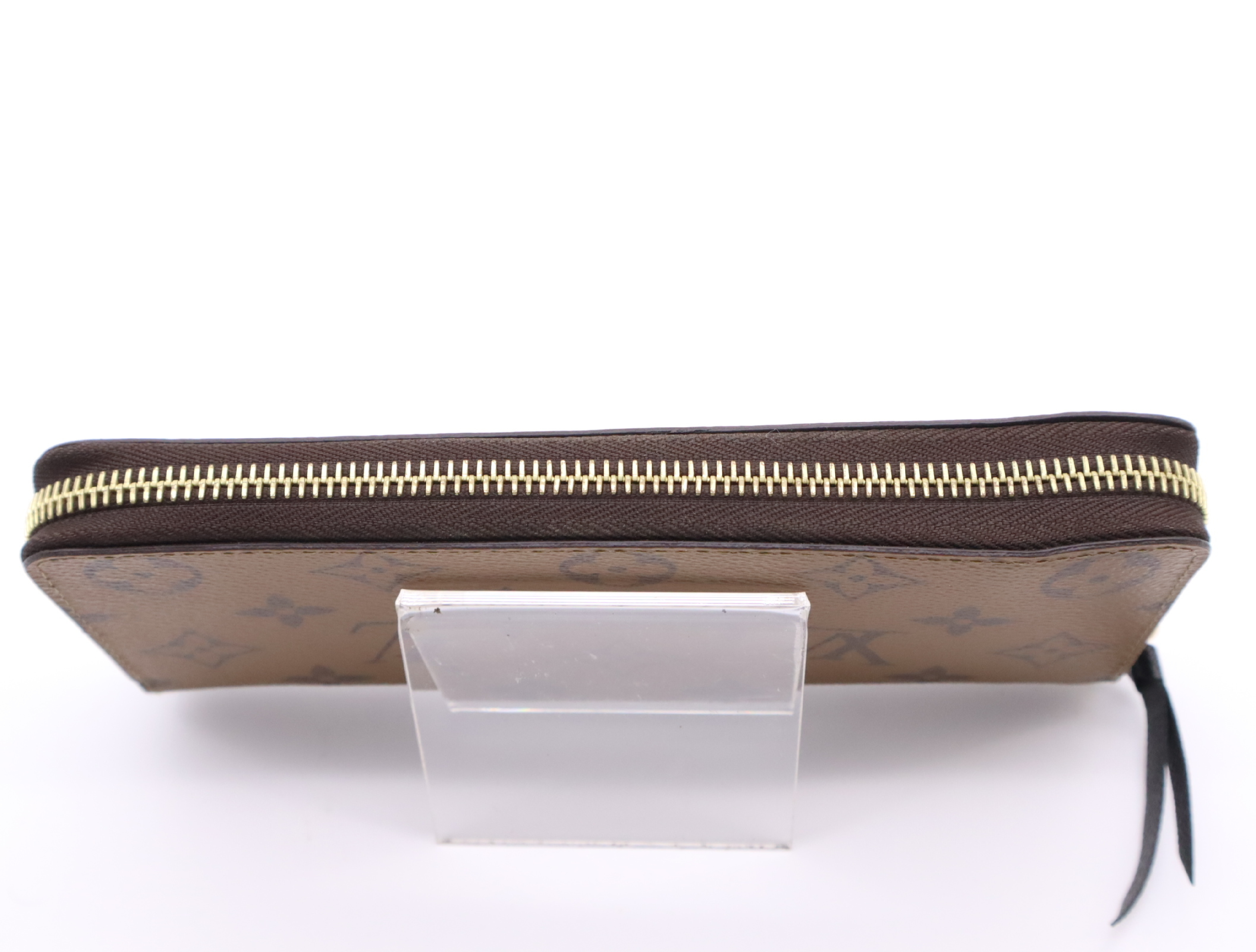 M82336 Reverse Portefeuille Clemence Wallet with Dust Bag, RFID Tested. — view 4