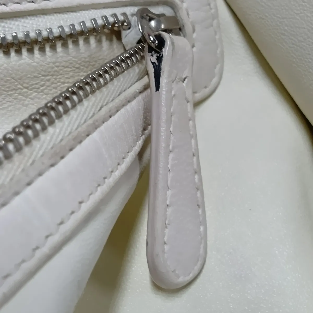 Cannage Leather Chain Tote Bag, White — view 13