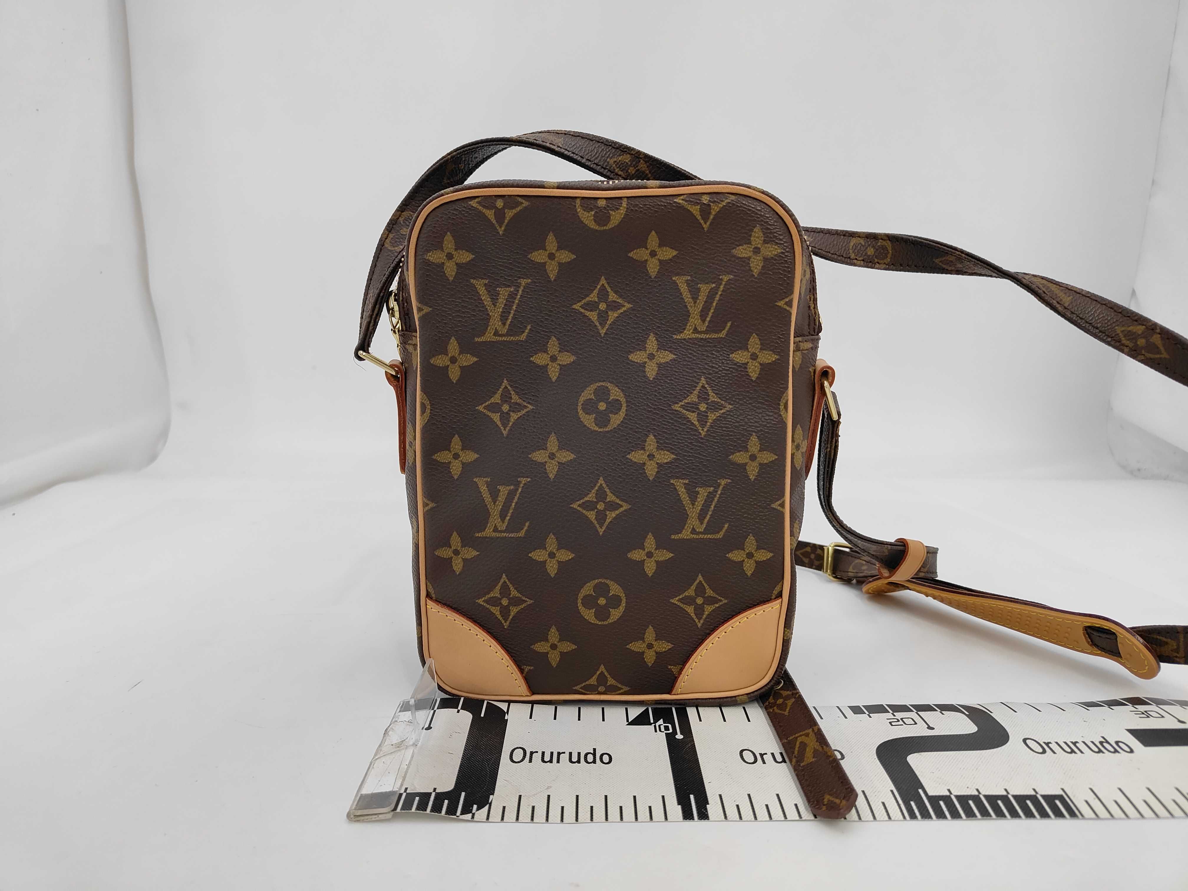 Monogram Louis Vuitton Monogram Amazon TH0060 Shoulder Bag — view 2
