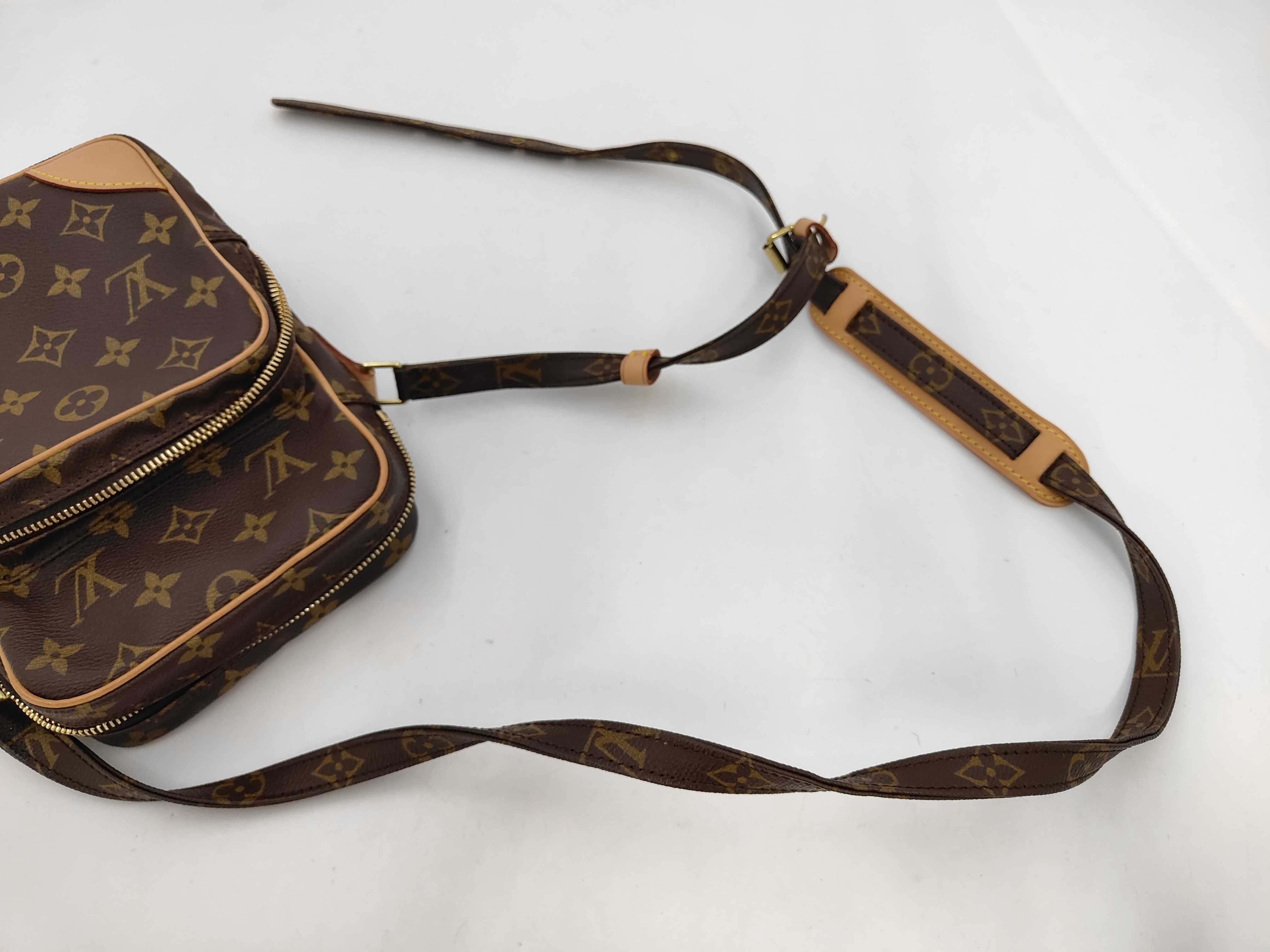 Monogram Louis Vuitton Monogram Amazon TH0060 Shoulder Bag — view 5