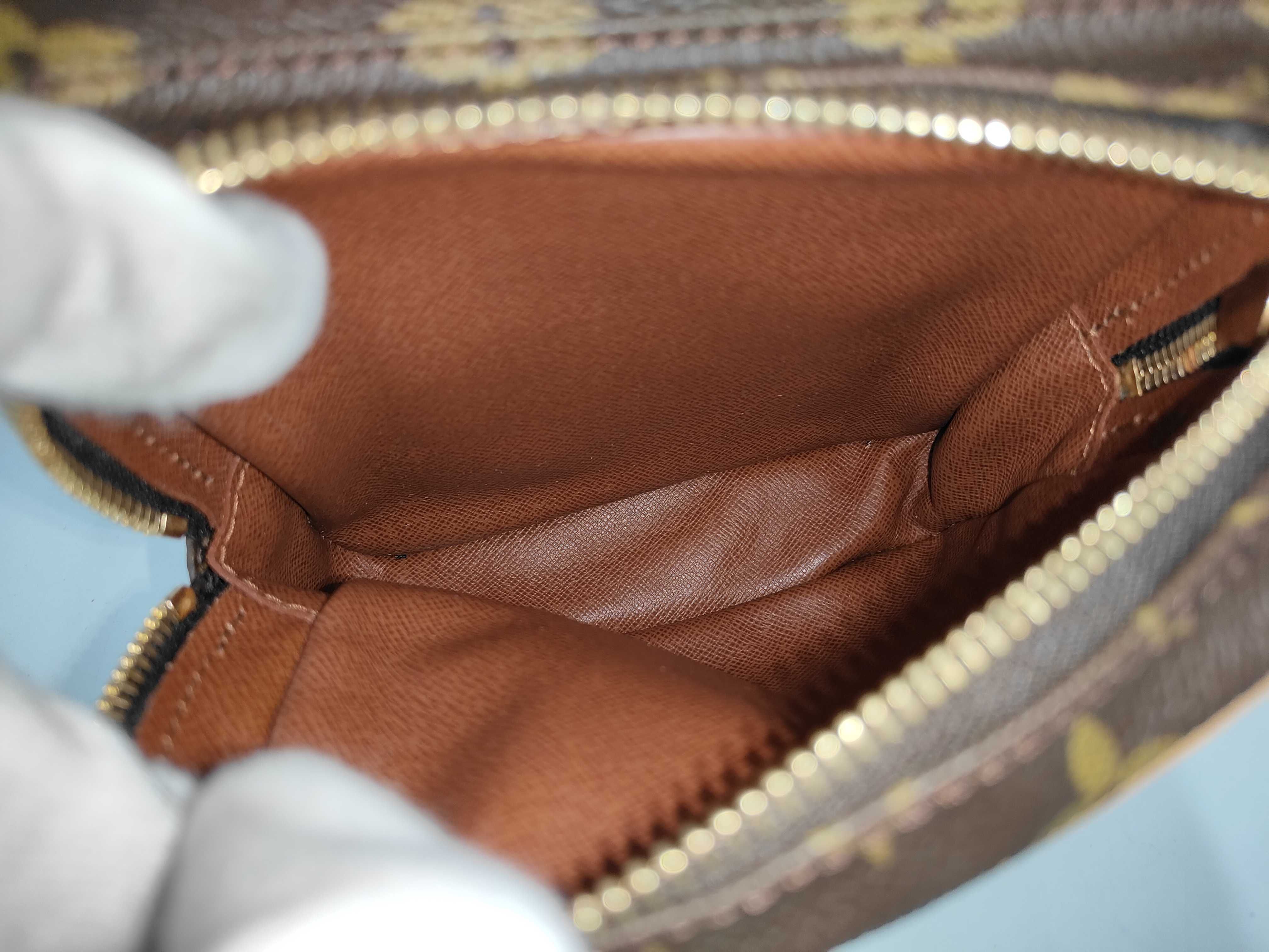 Monogram Louis Vuitton Monogram Amazon TH0060 Shoulder Bag — view 8