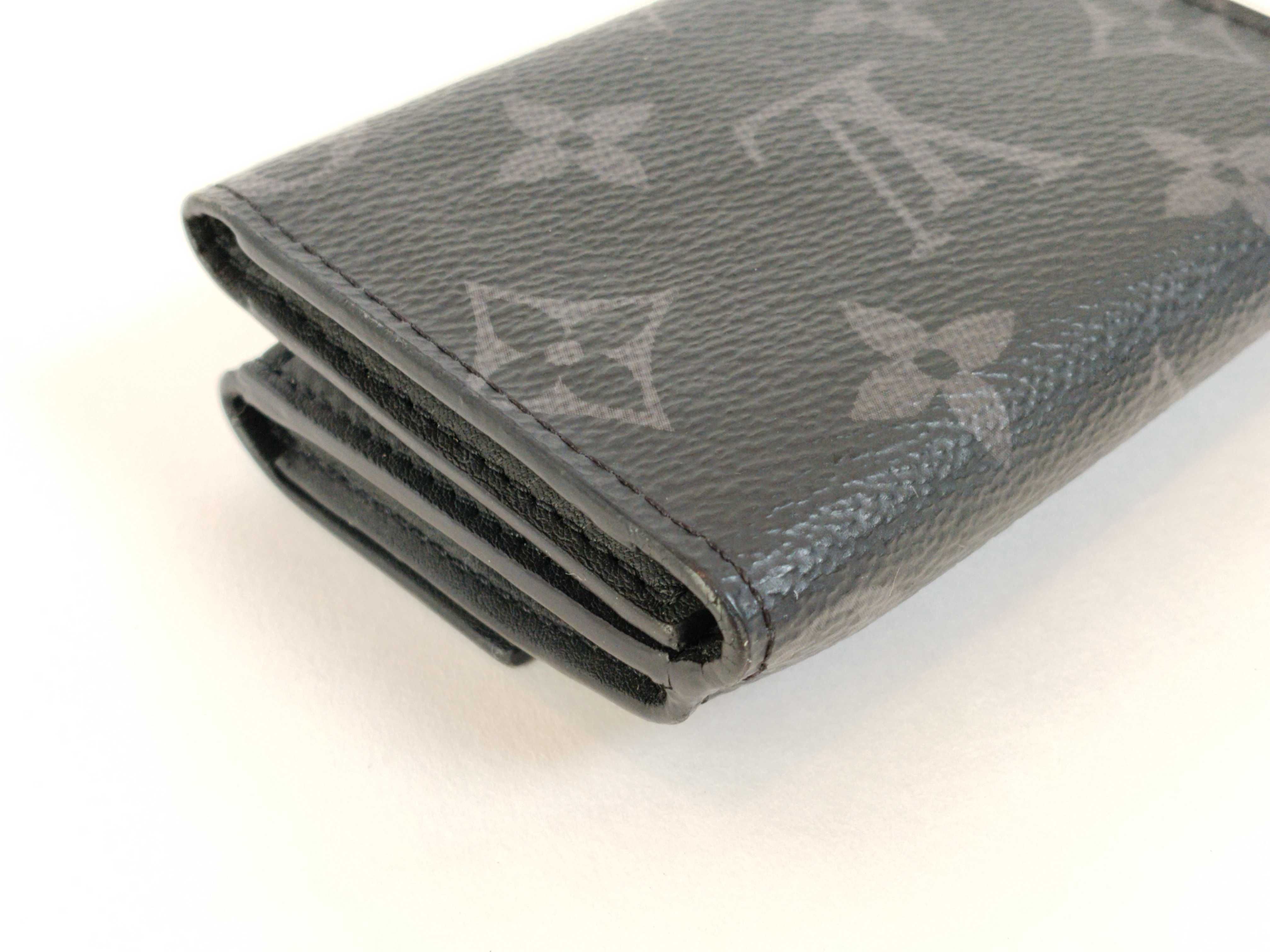 Tri-fold Wallet Monogram Eclipse Discovery Compact Wallet — view 3