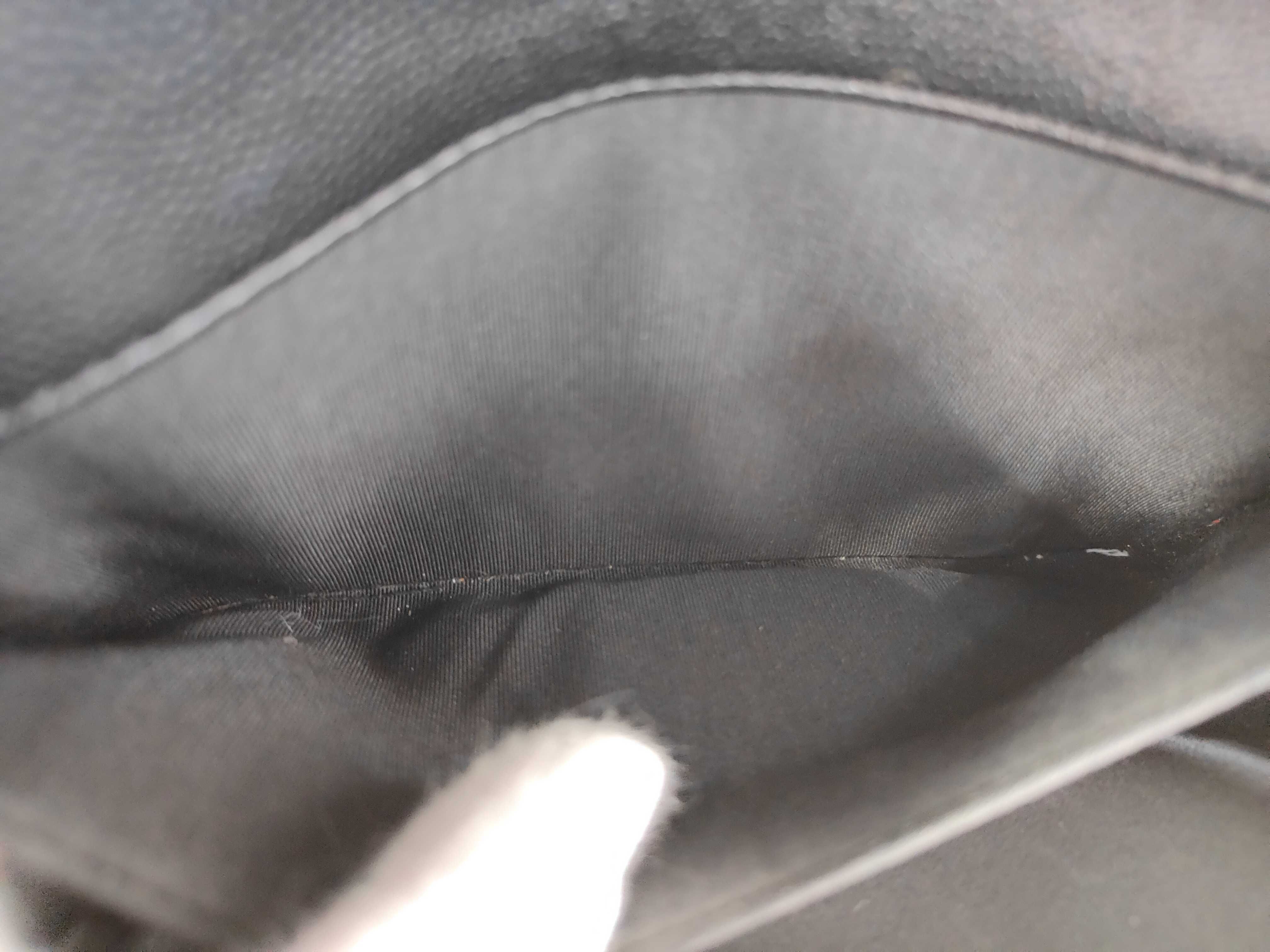 Chanel Shoulder Bag — view 15
