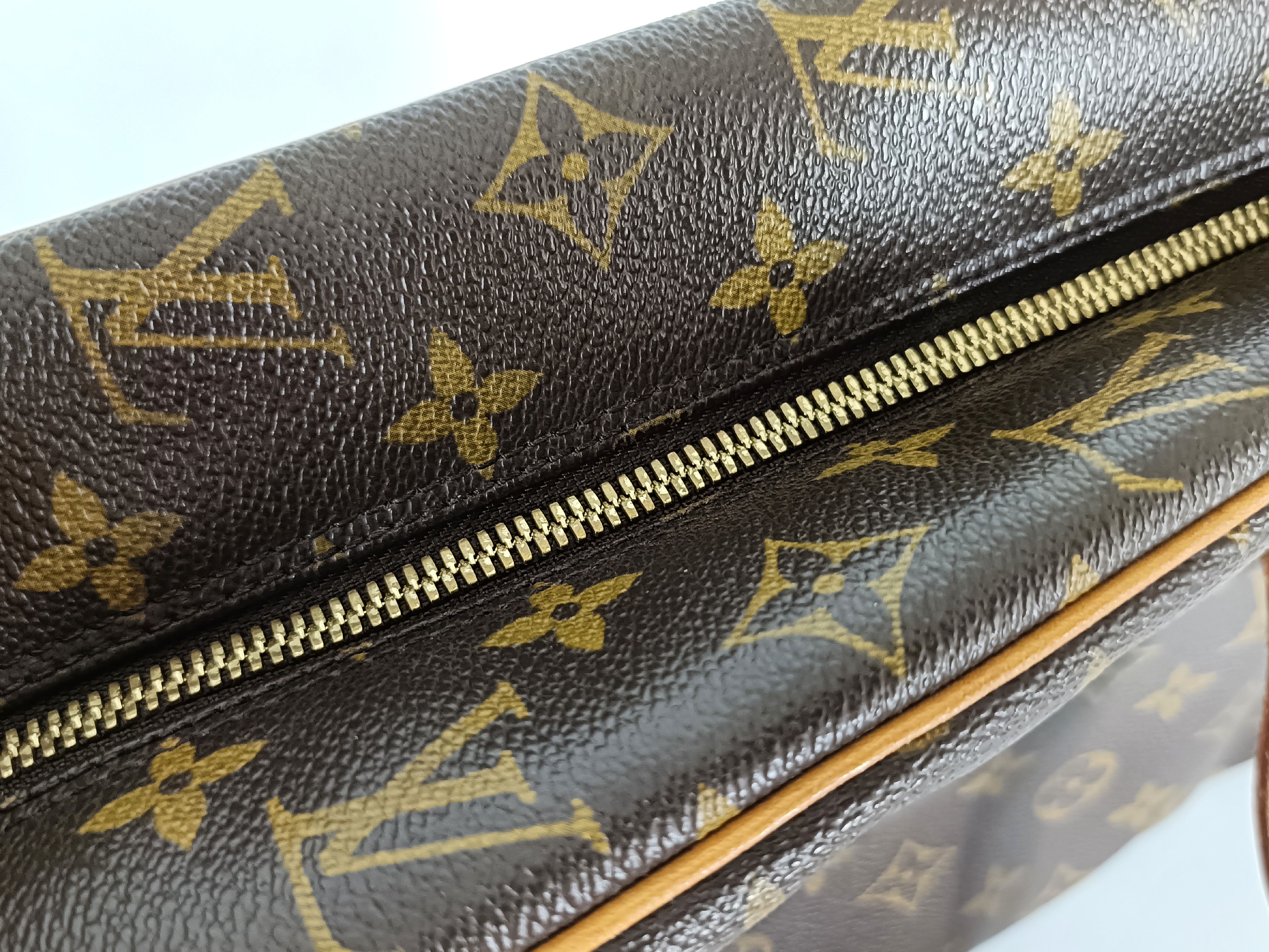 Monogram Vuitton Monogram Cite GM M51181 Shoulder Bag — view 8