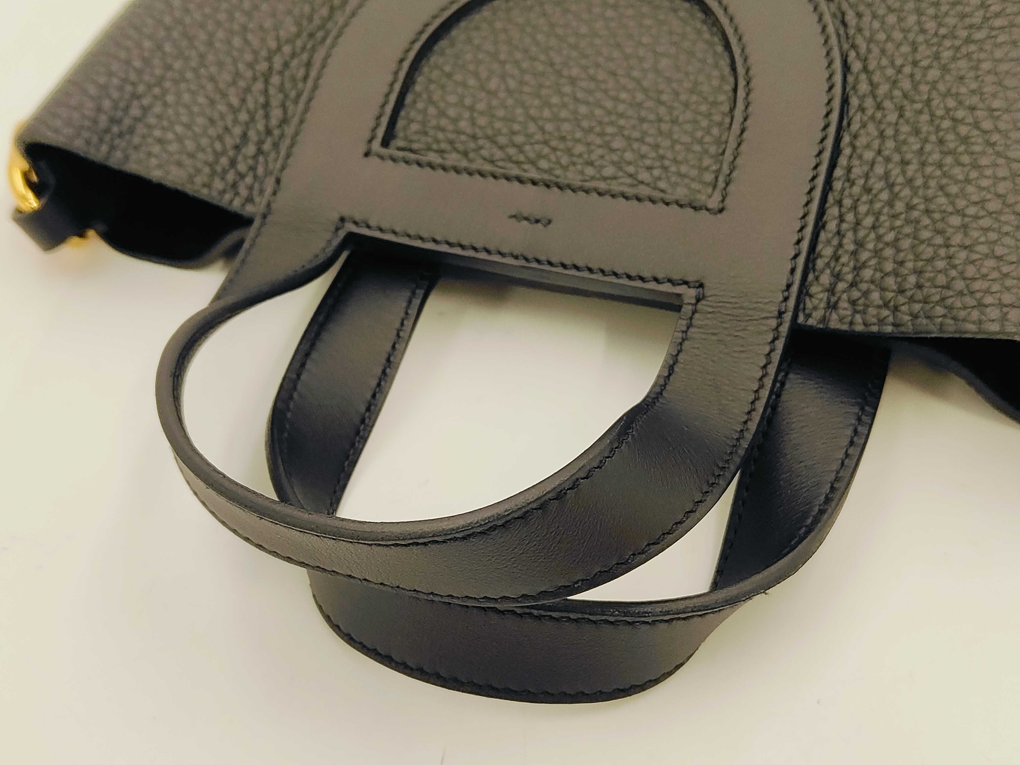 In the Loop 18 Black Handbag — view 3