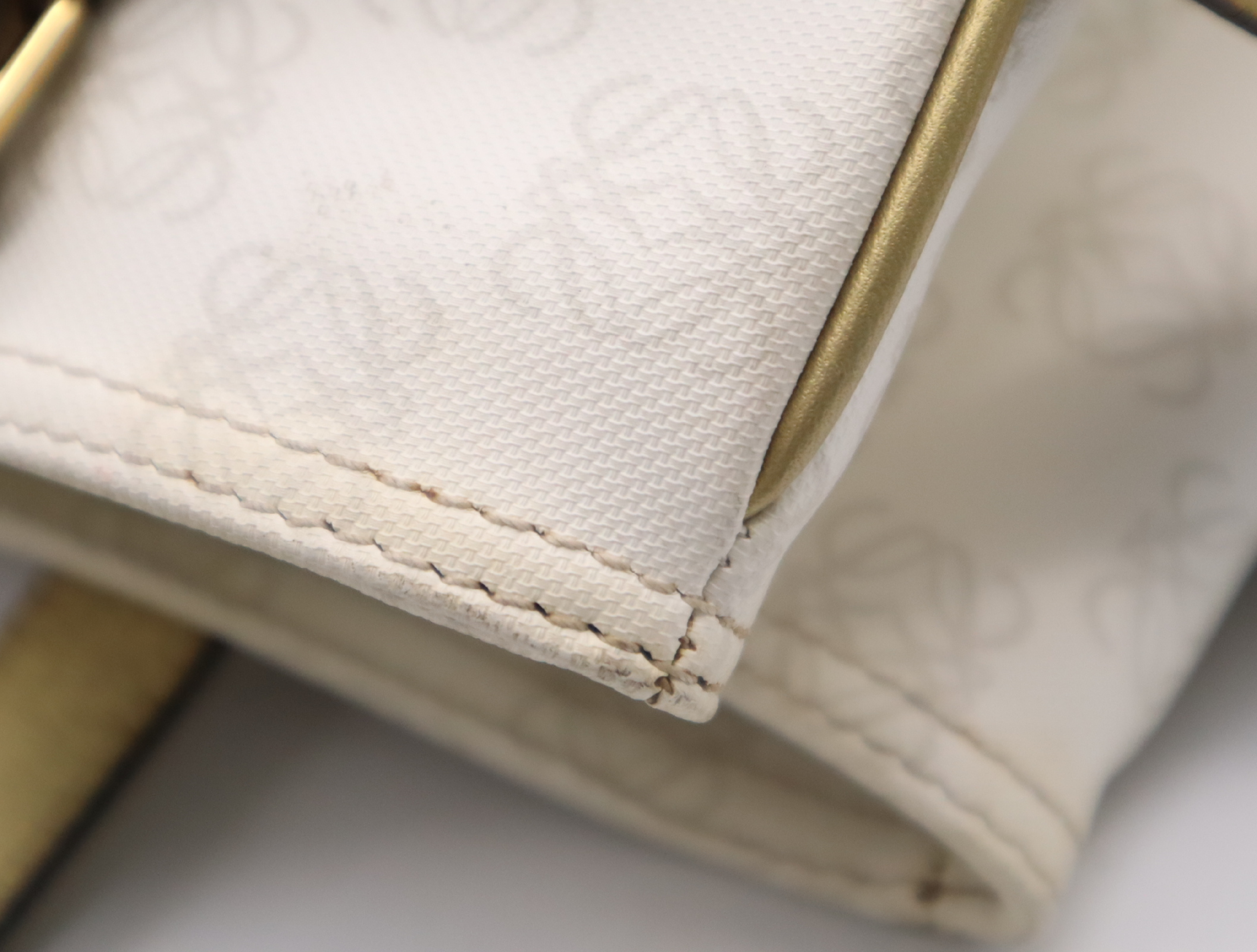 PVC x Leather Handbag, White, Gold Hardware, Tote Bag — view 11