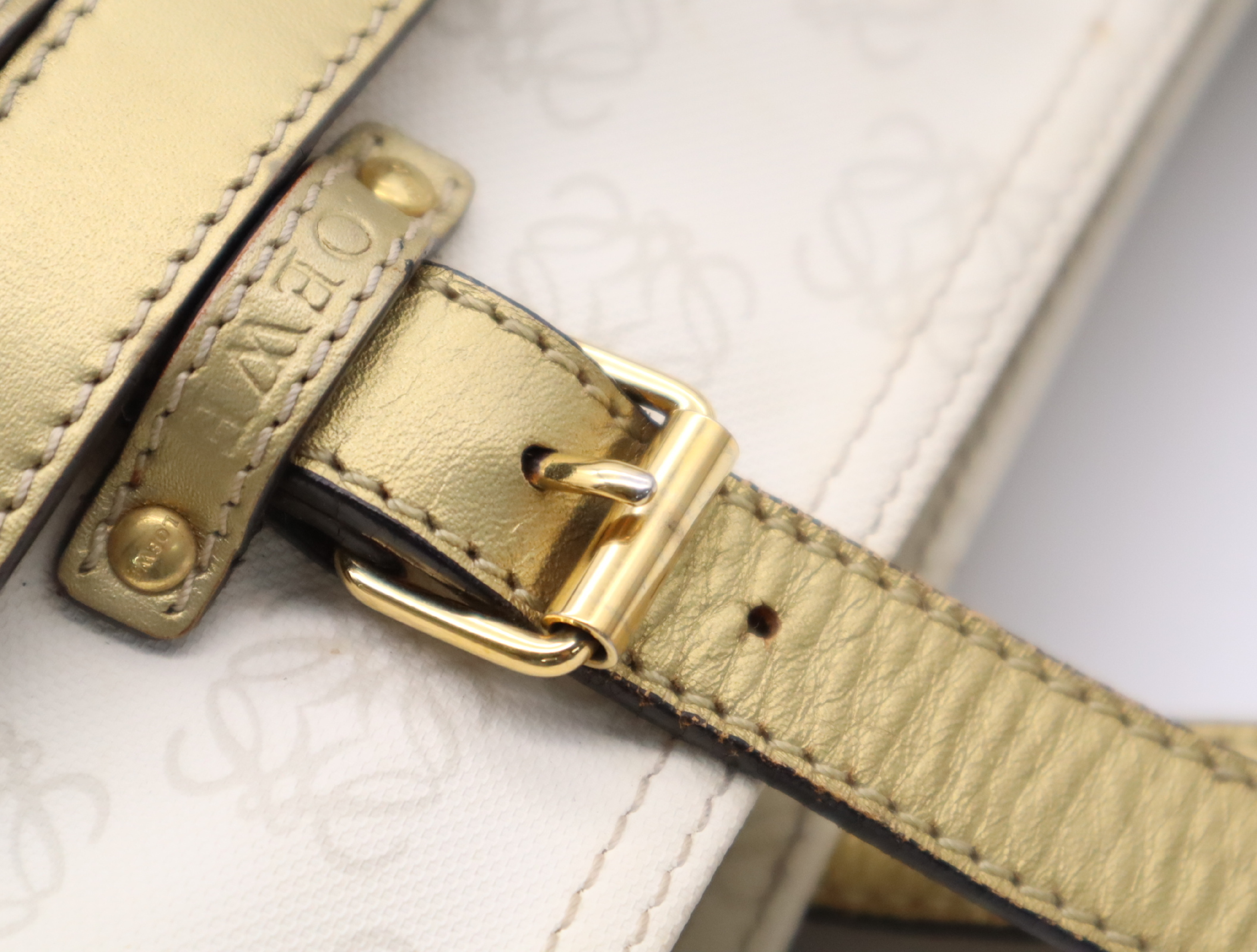 PVC x Leather Handbag, White, Gold Hardware, Tote Bag — view 9