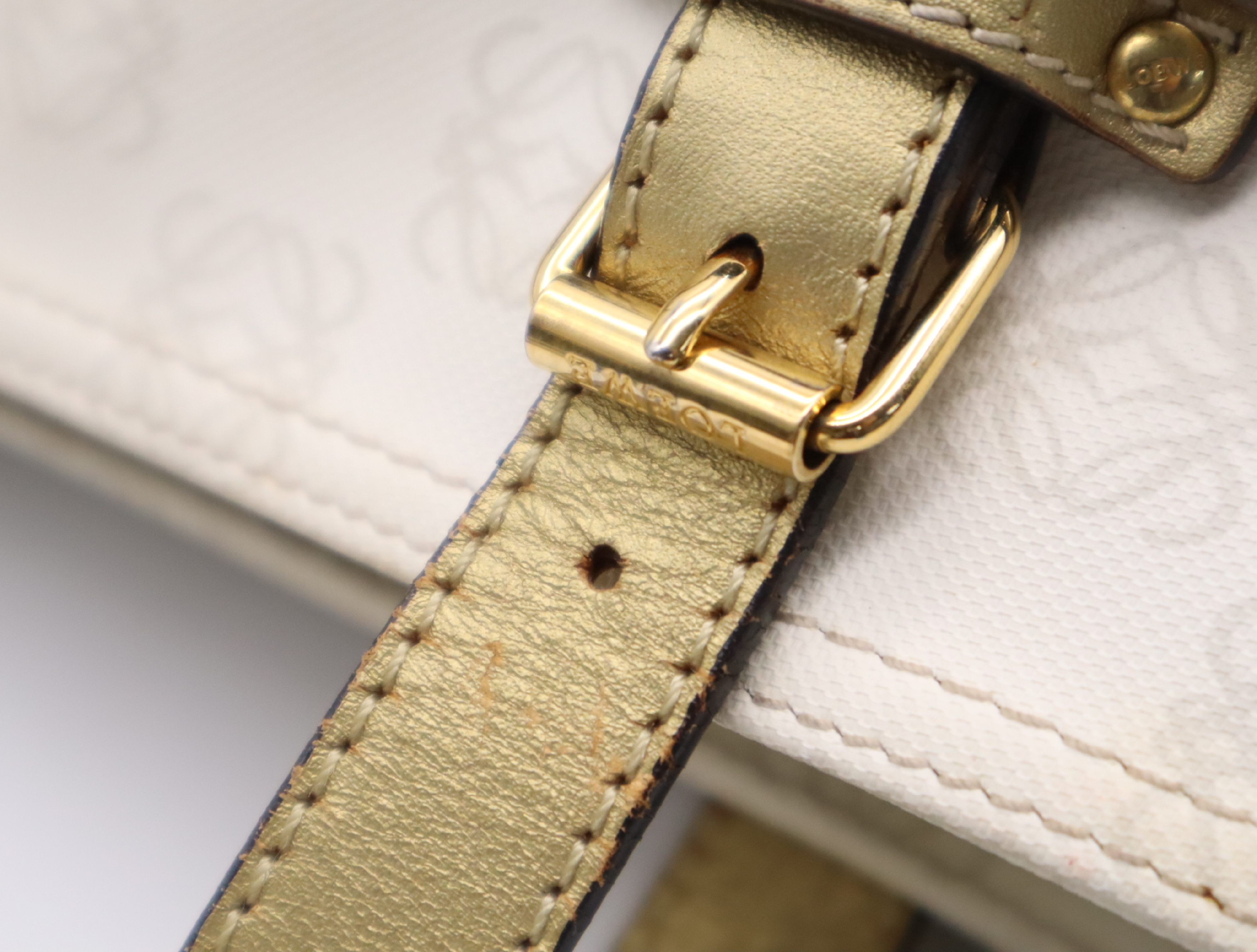 PVC x Leather Handbag, White, Gold Hardware, Tote Bag — view 10