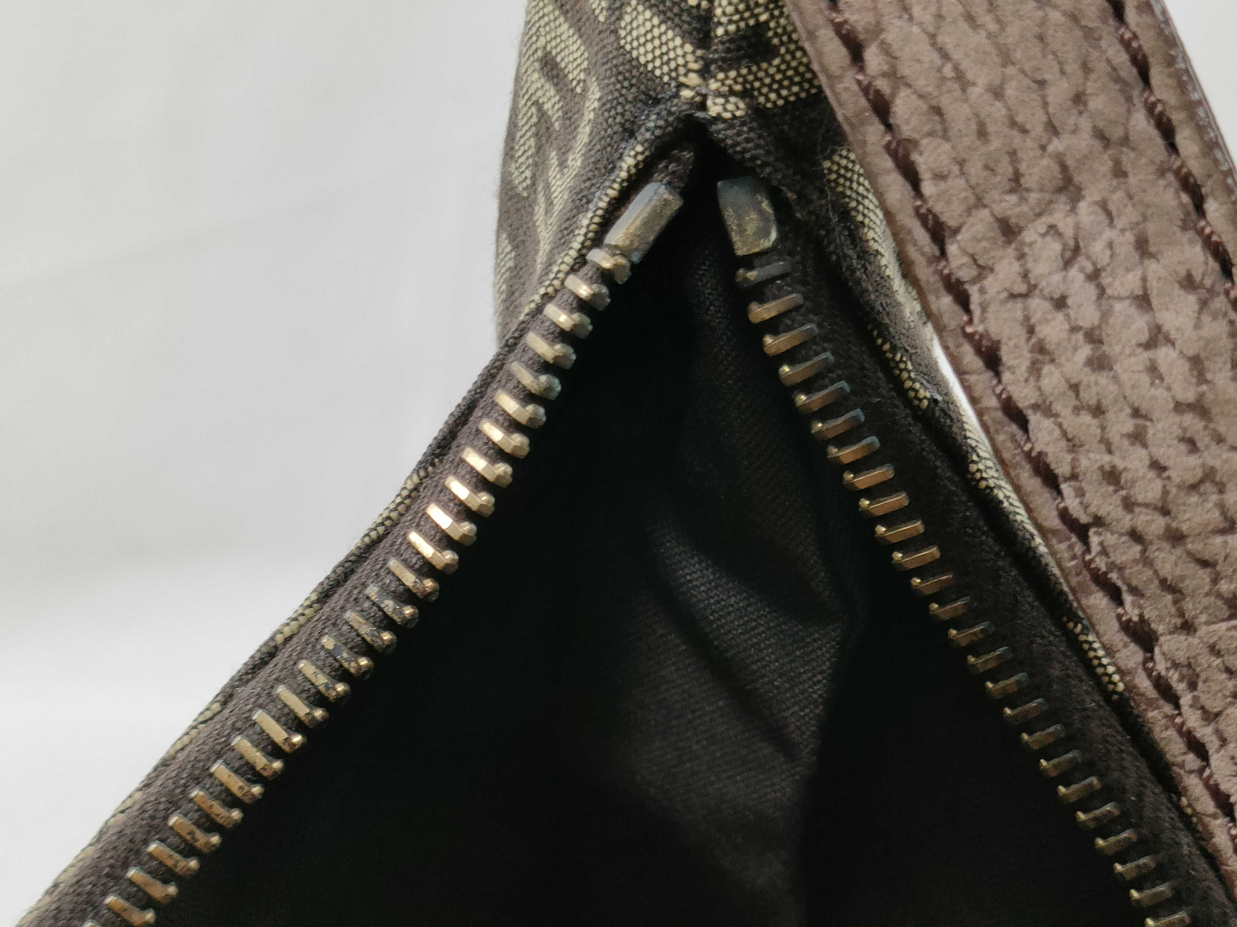 shoulder bag — view 15