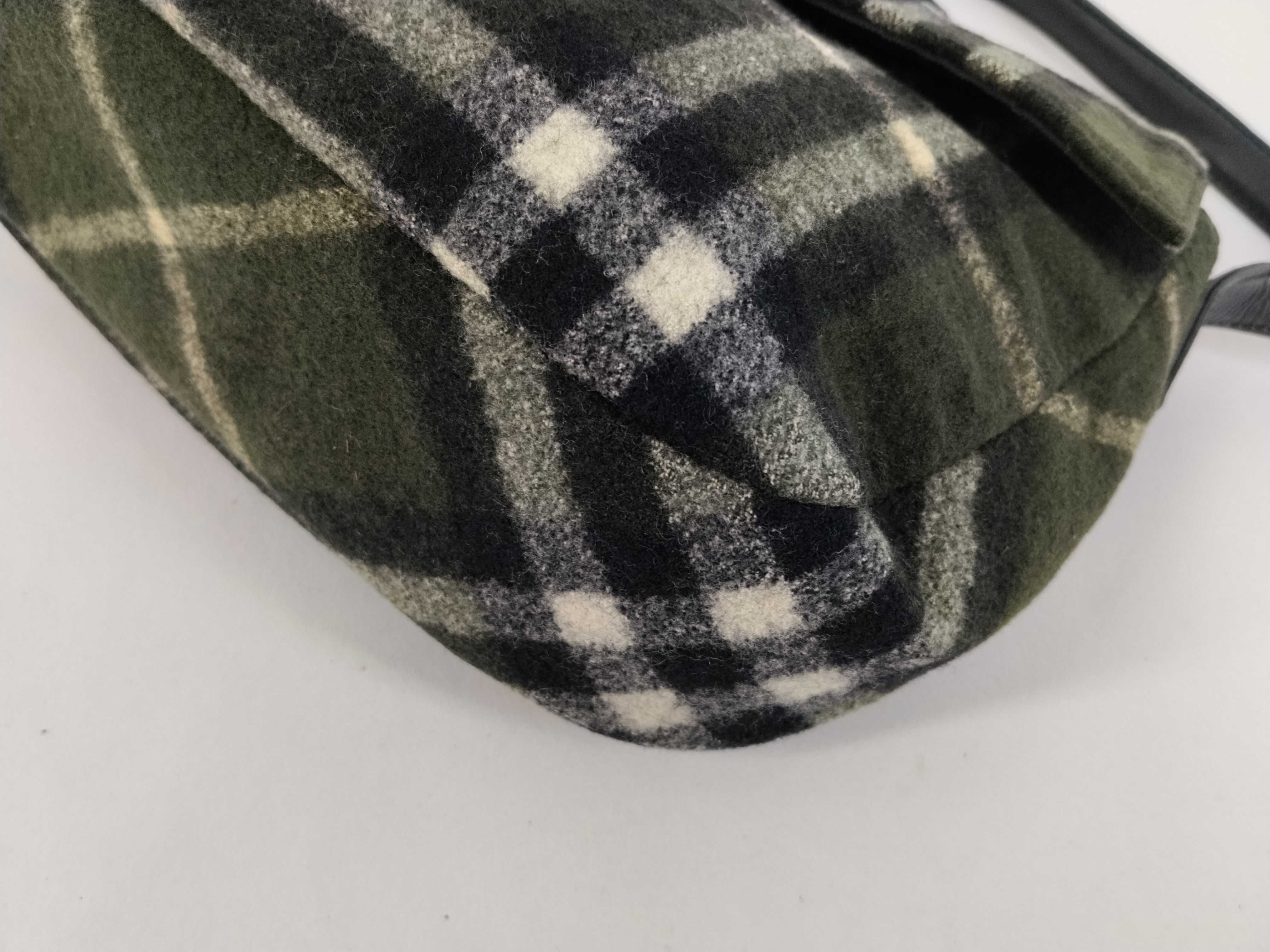 One-Shoulder Bag, Suede, Green Shoulder Bag — view 6