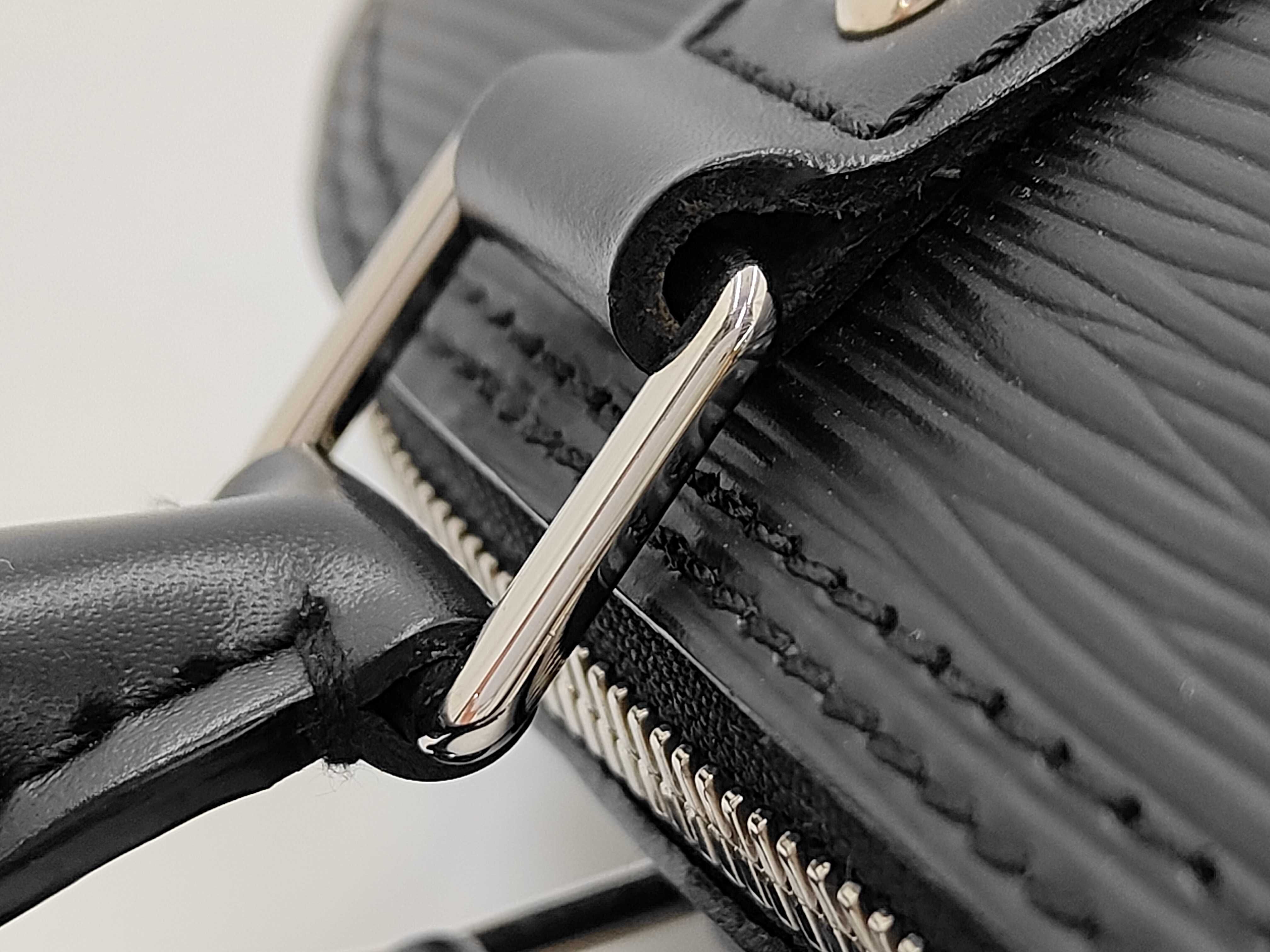 Alma PM Epi Black Handbag — view 6