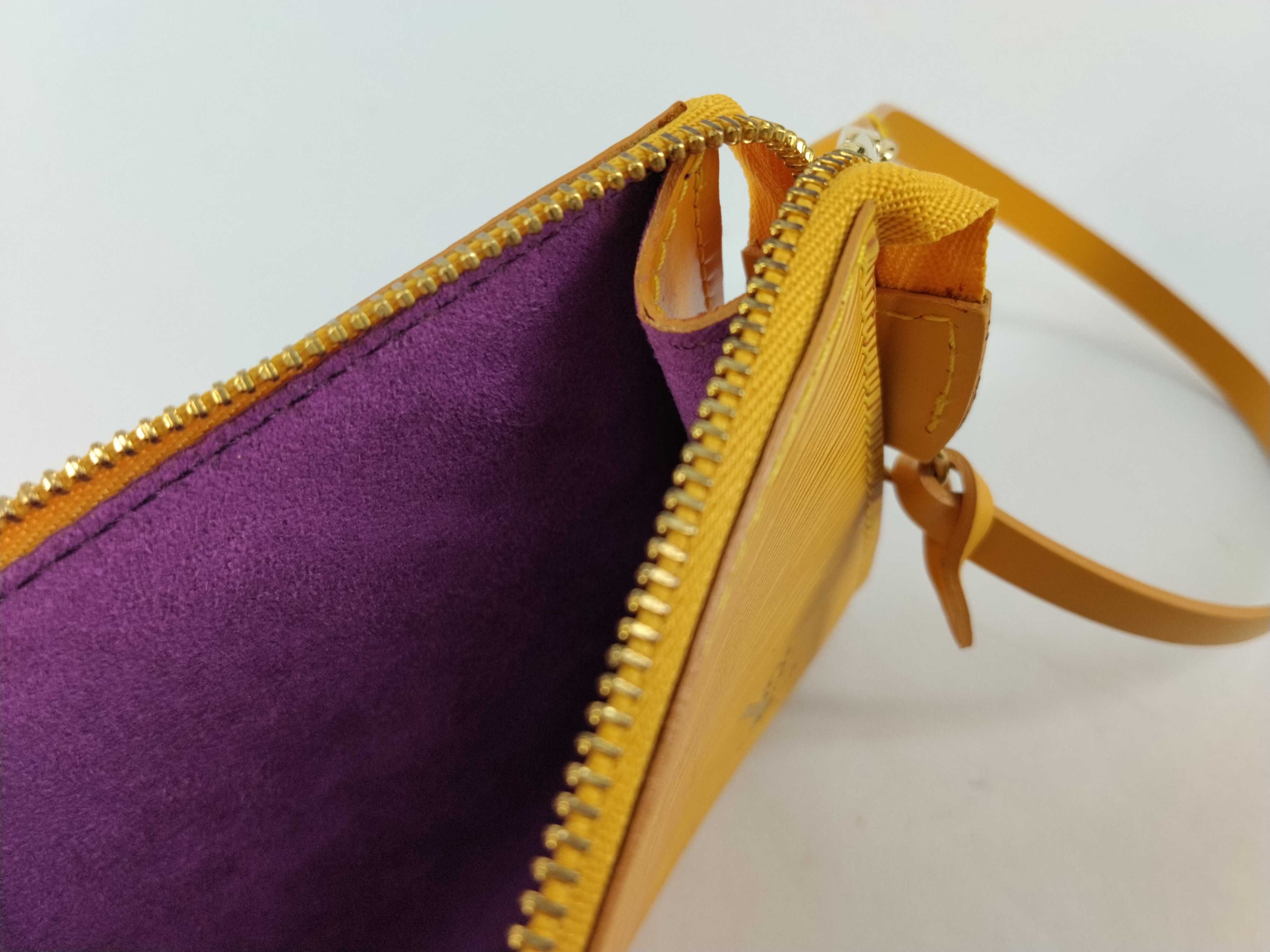 Epi Leather Handbag / Leather Handbag — view 10