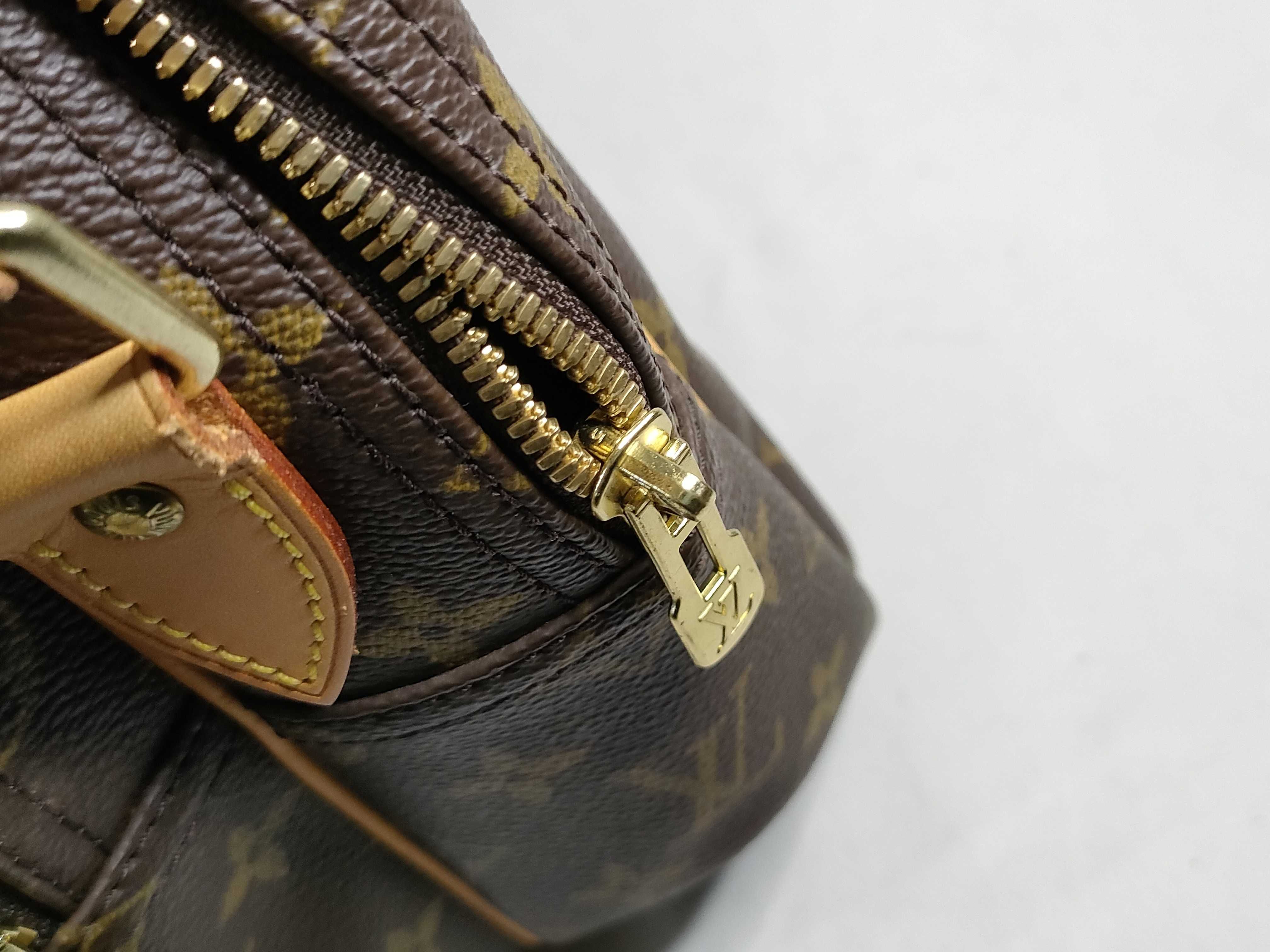 Monogram Reporter GM M45252 Shoulder Bag — view 13