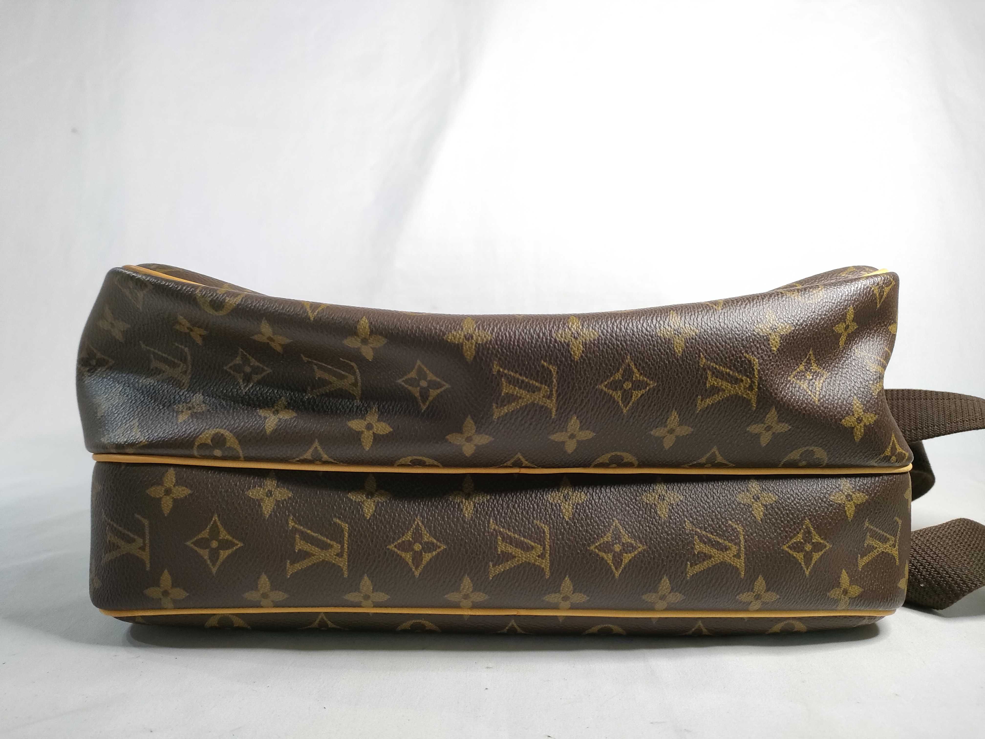 Monogram Reporter GM M45252 Shoulder Bag — view 7