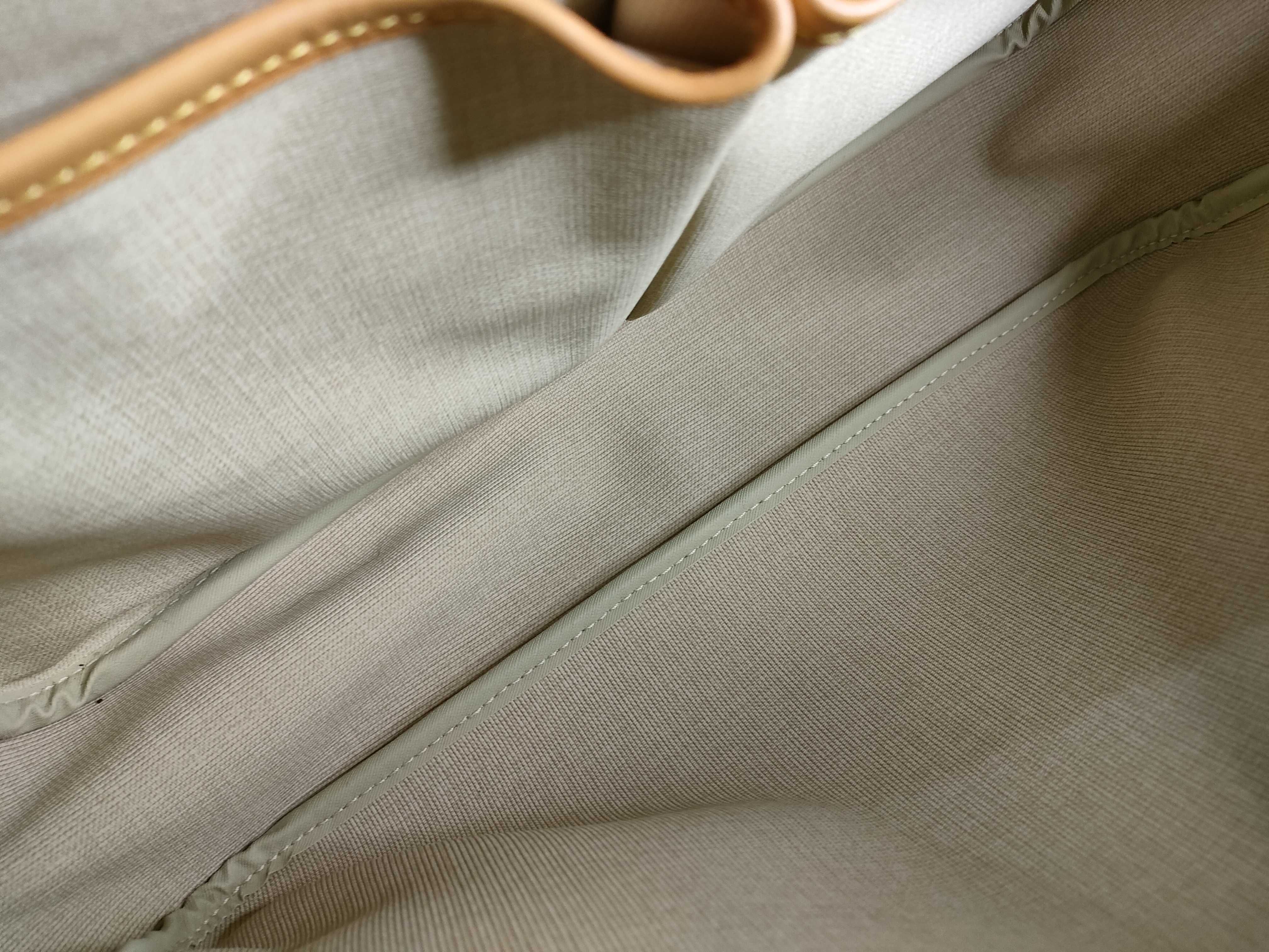 Monogram Reporter GM M45252 Shoulder Bag — view 10